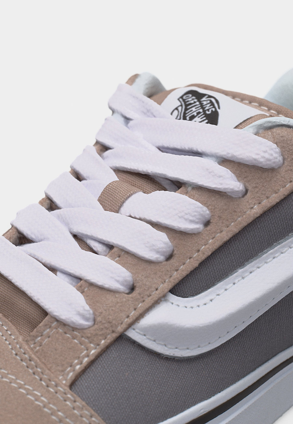 KNU SKOOL UNISEX - Skate shoes - frost gray