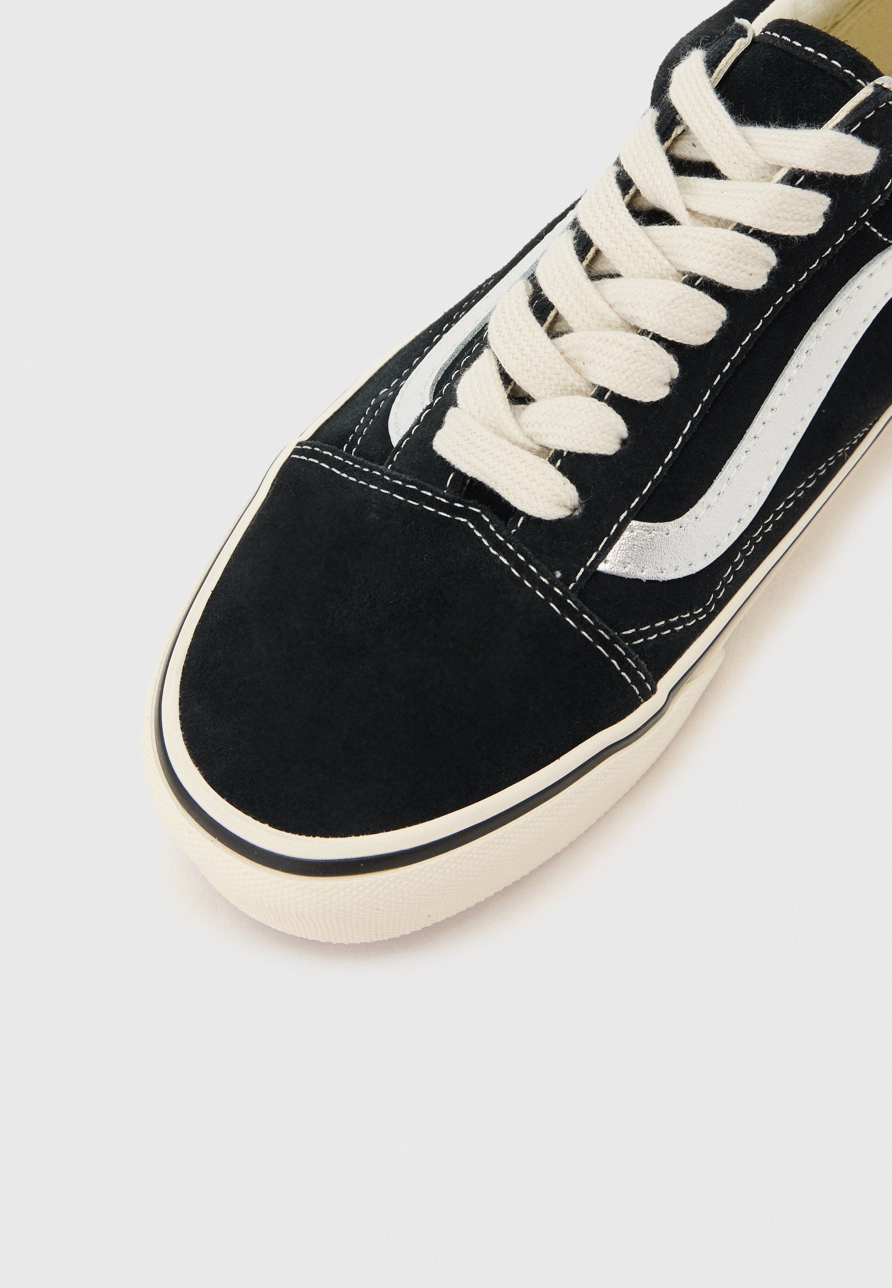 OLD SKOOL - Skate shoes - black/silver-coloured