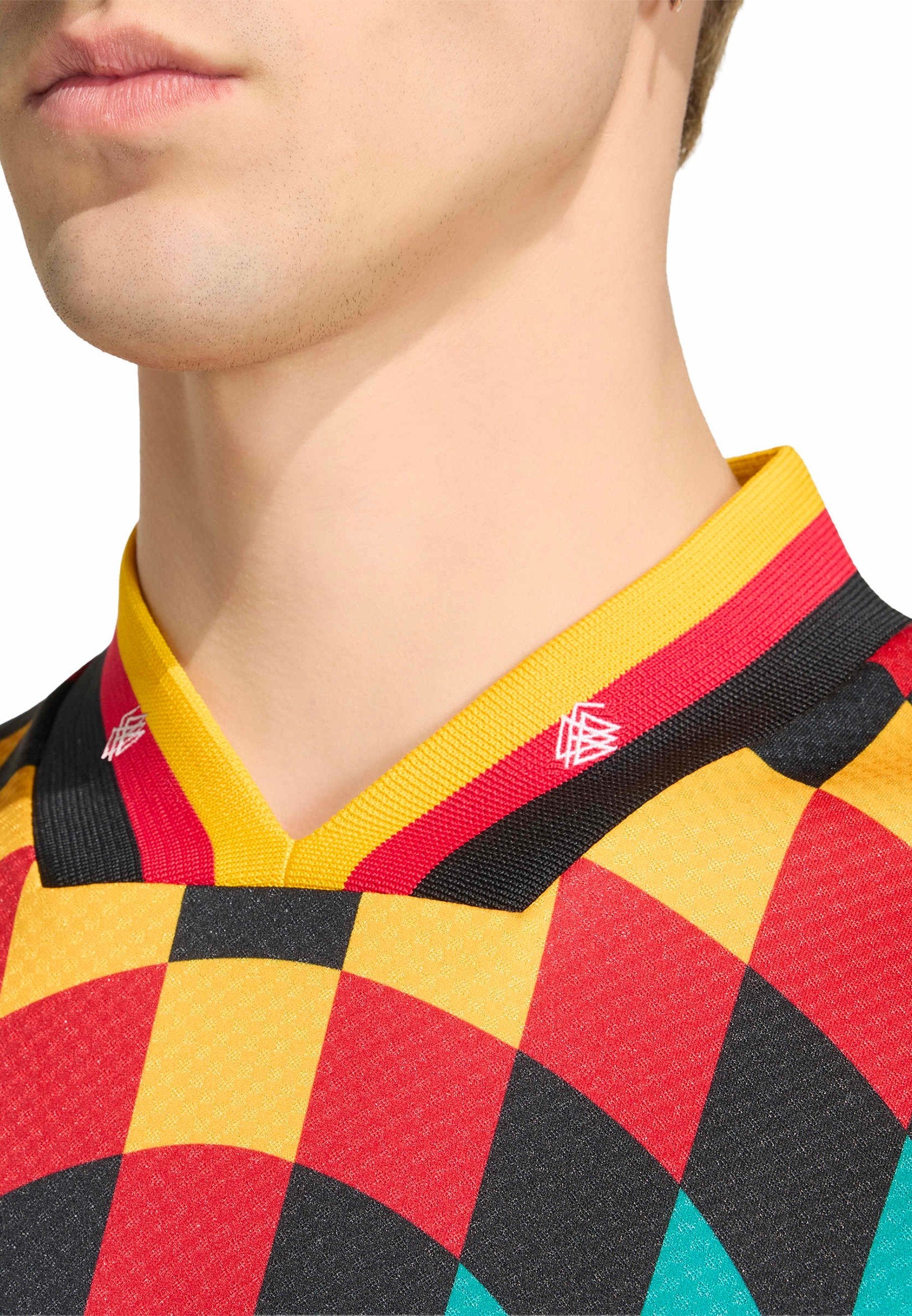 GERMANY AWAY 1994 - National team wear - power green