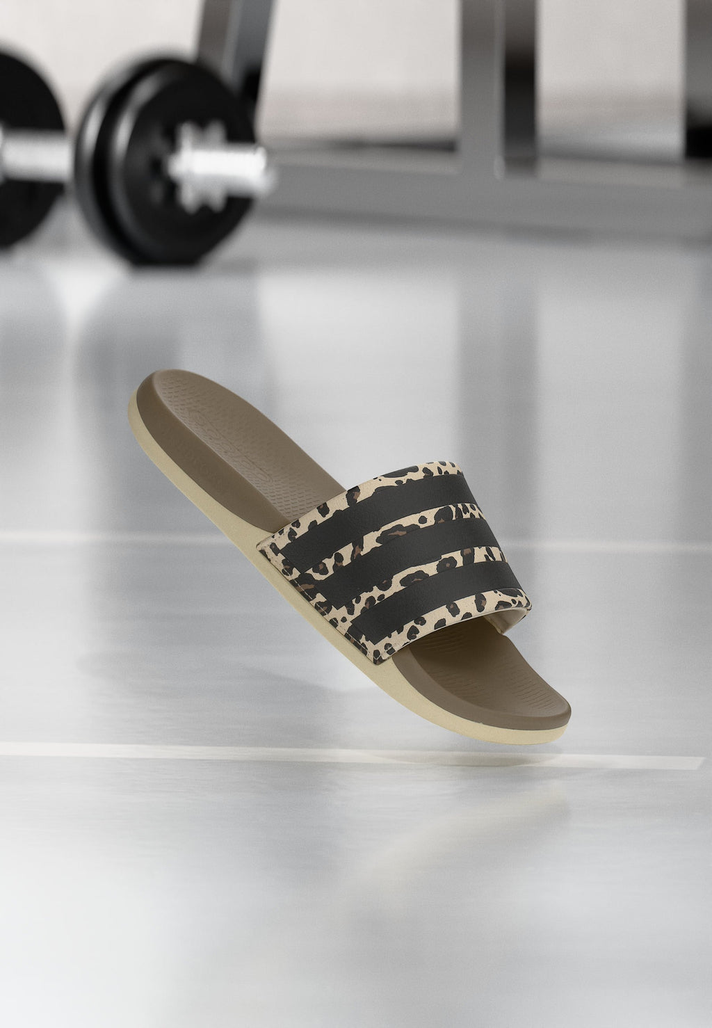 ADILETTE COMFORT 2.0 SLIDES - Mules - crystal linen/core black