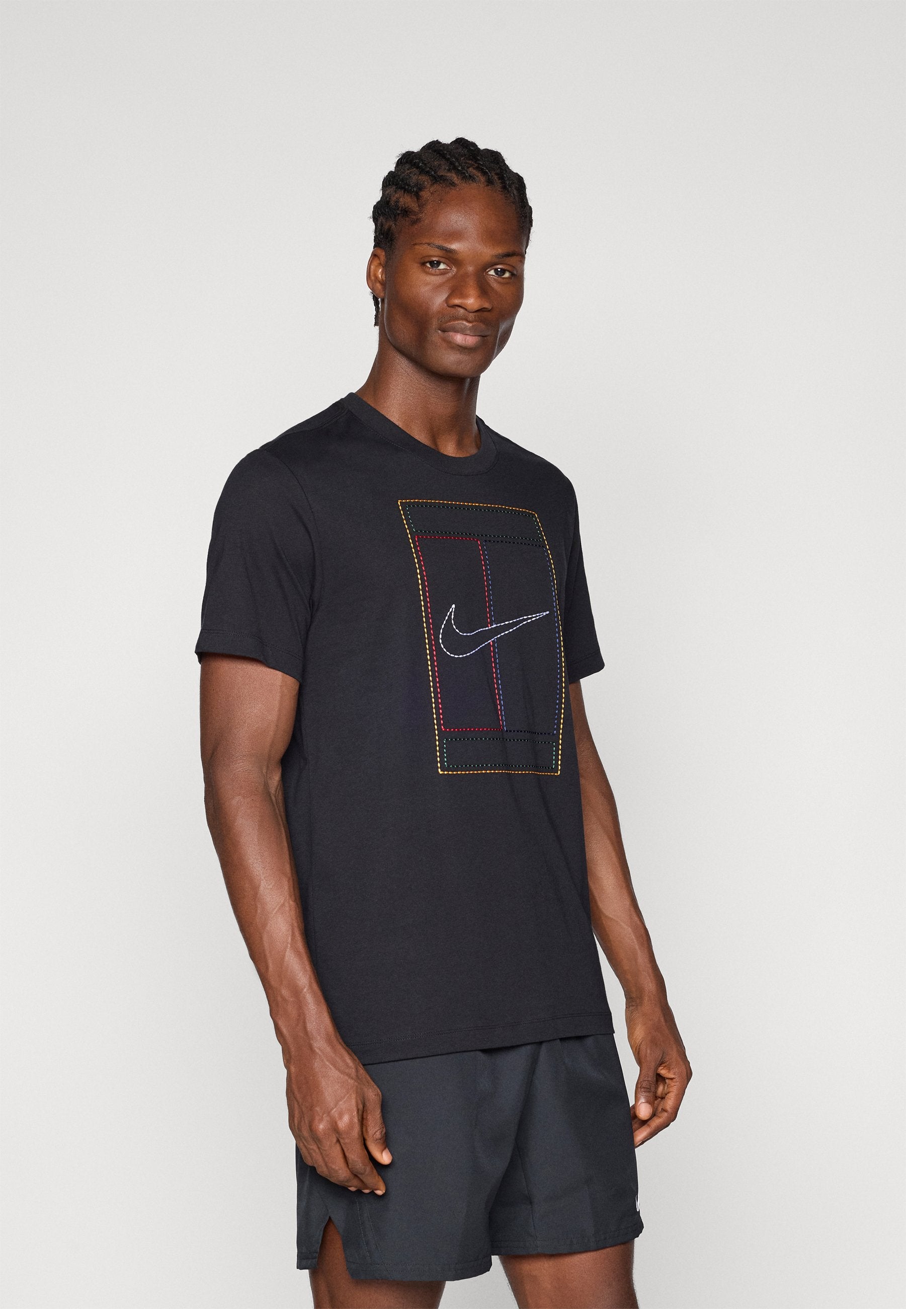 NIKECOURT TEE HERITAGE - Print T-shirt - black