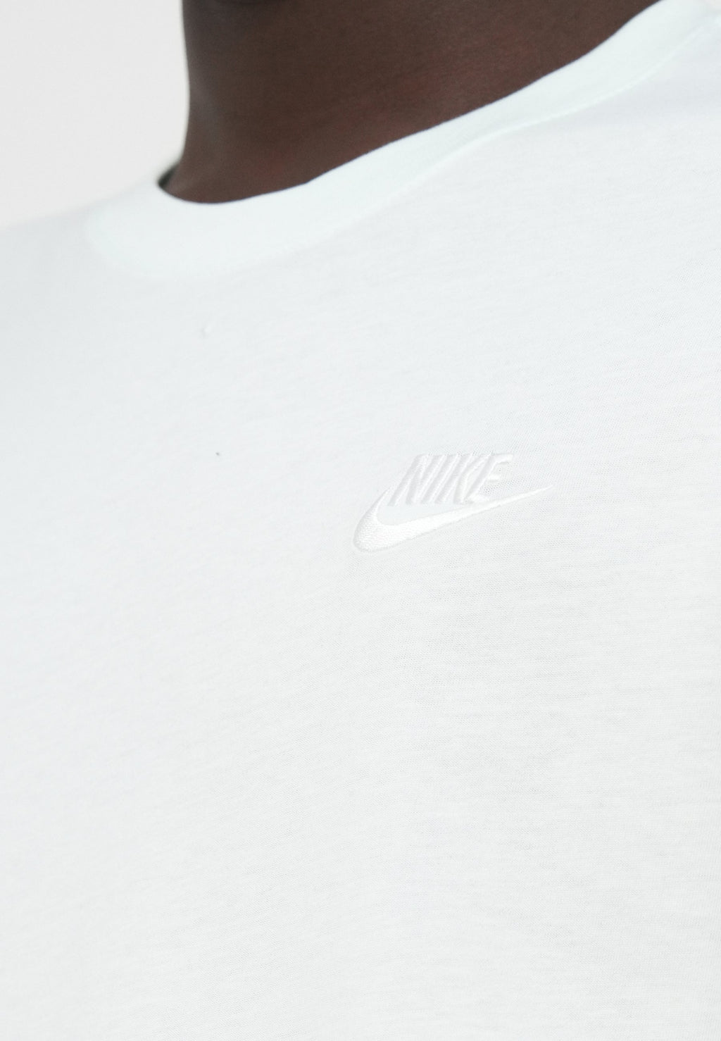 CLUB TEE - Basic T-shirt - barely green