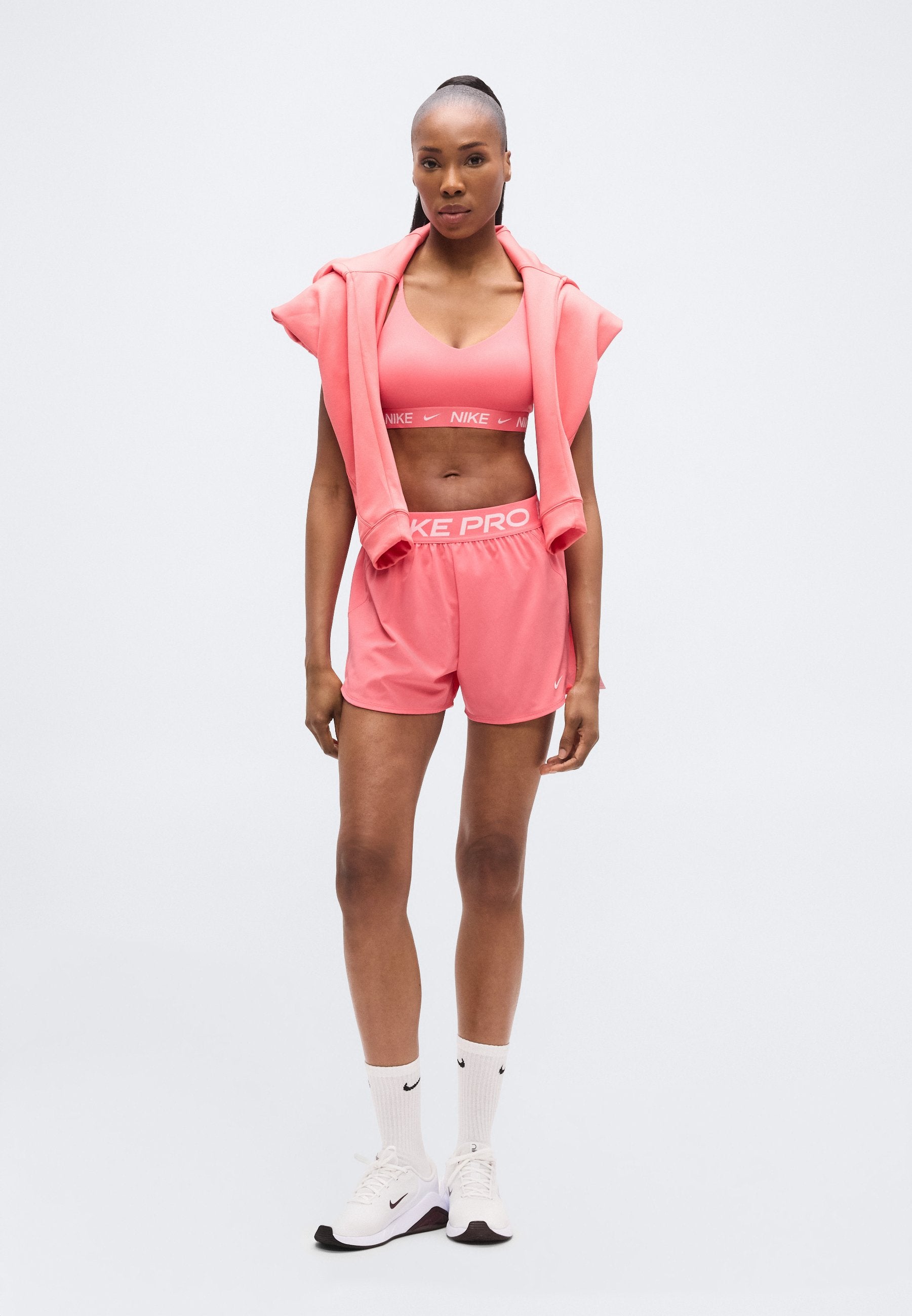 INDY BRA - Light support sports bra - sea coral/white