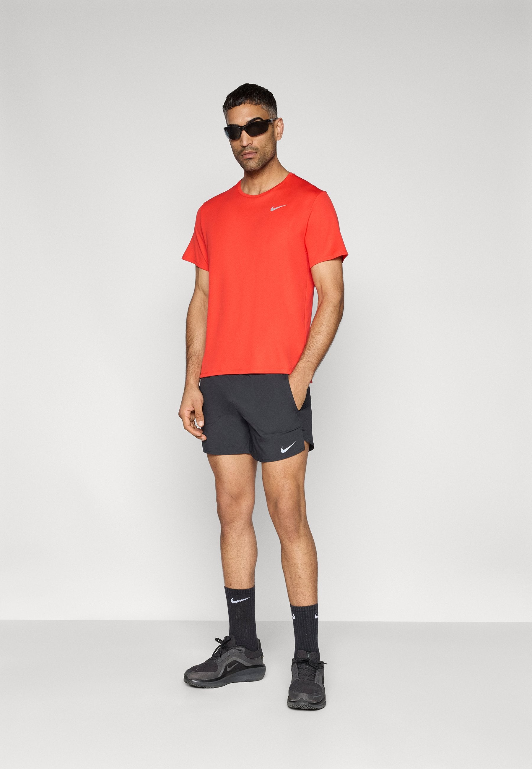MILER - Sports T-shirt - light crimson/reflective silver-coloured
