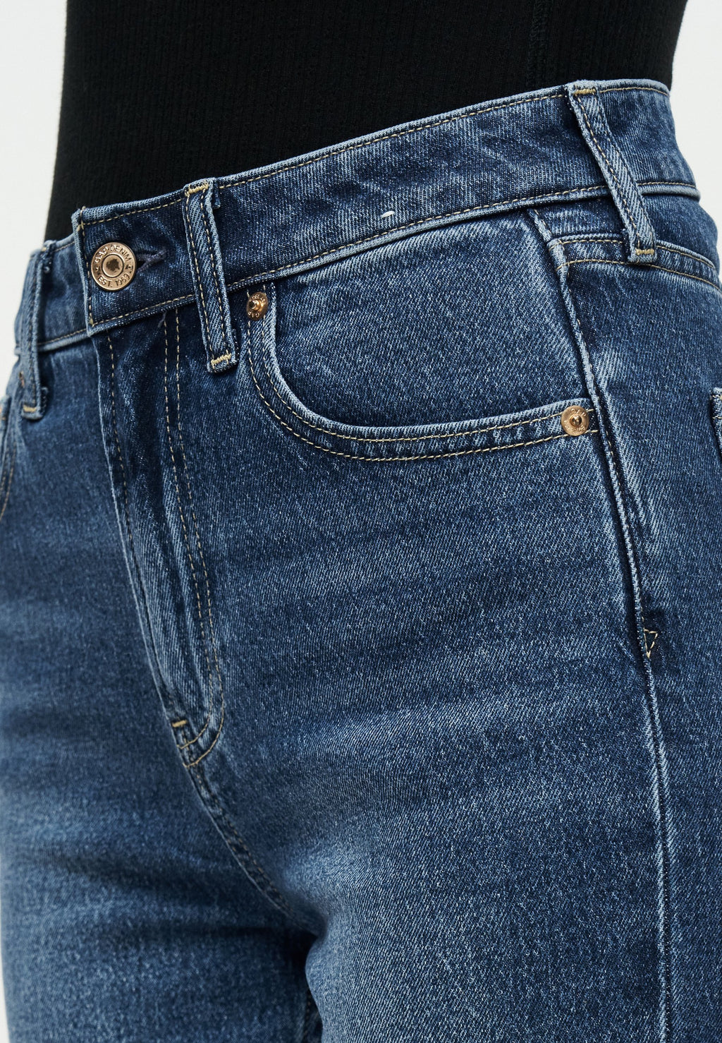 CURVY MED BALFOUR - Straight leg jeans - medium indigo