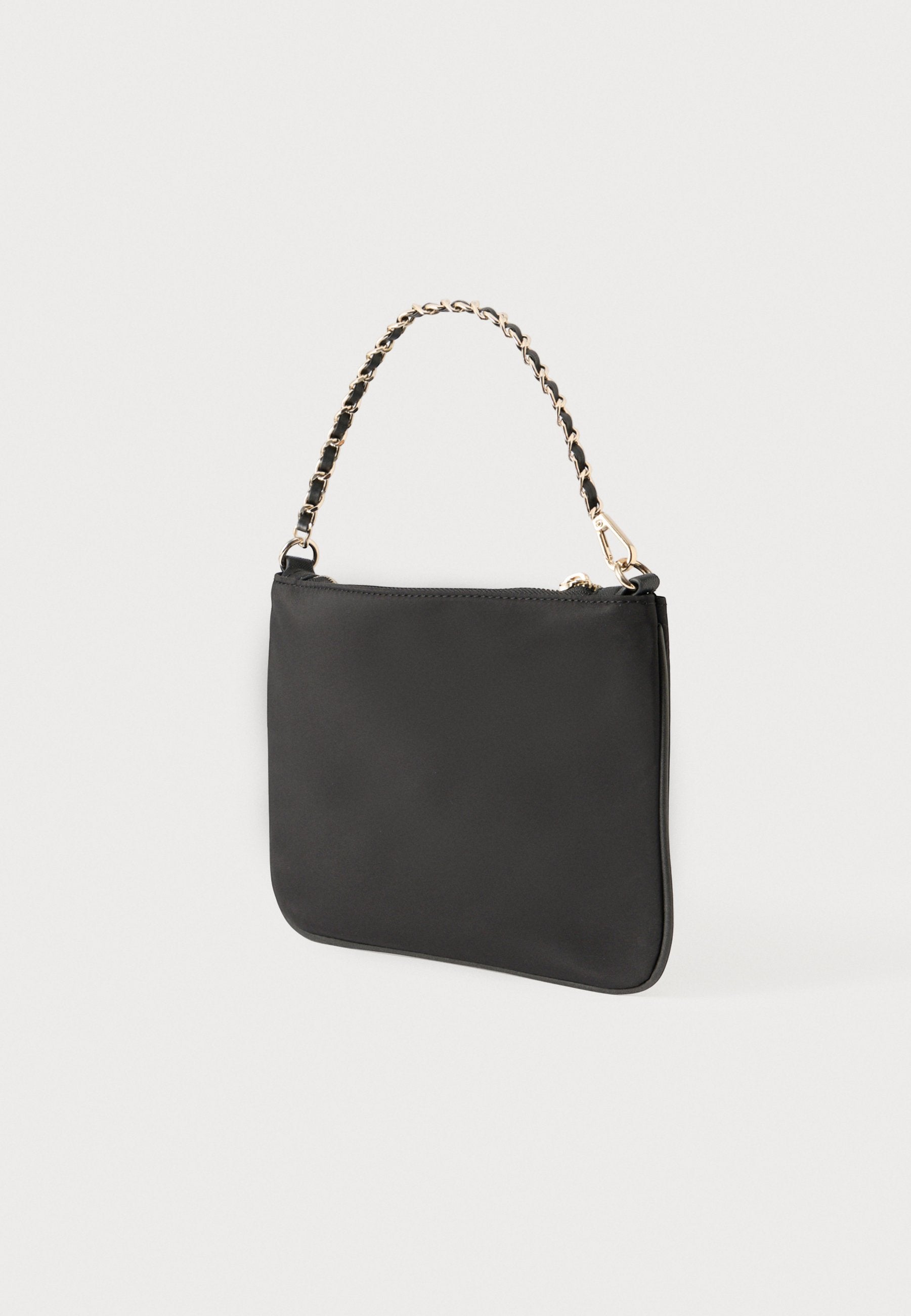 FLAT POUCH - حقيبة يد - أسود