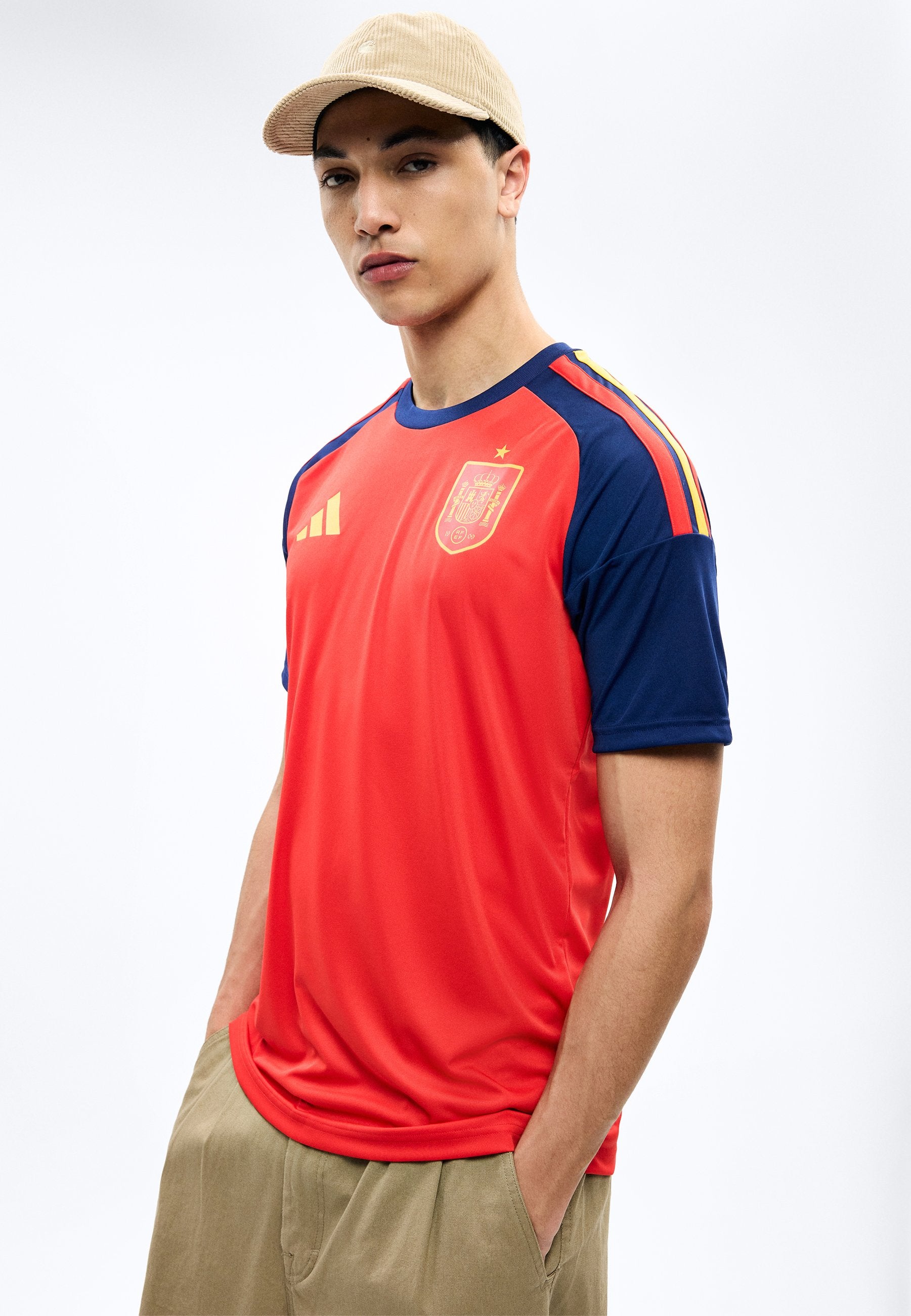 SPAIN 26 HOME FAN - National team wear - vivid red