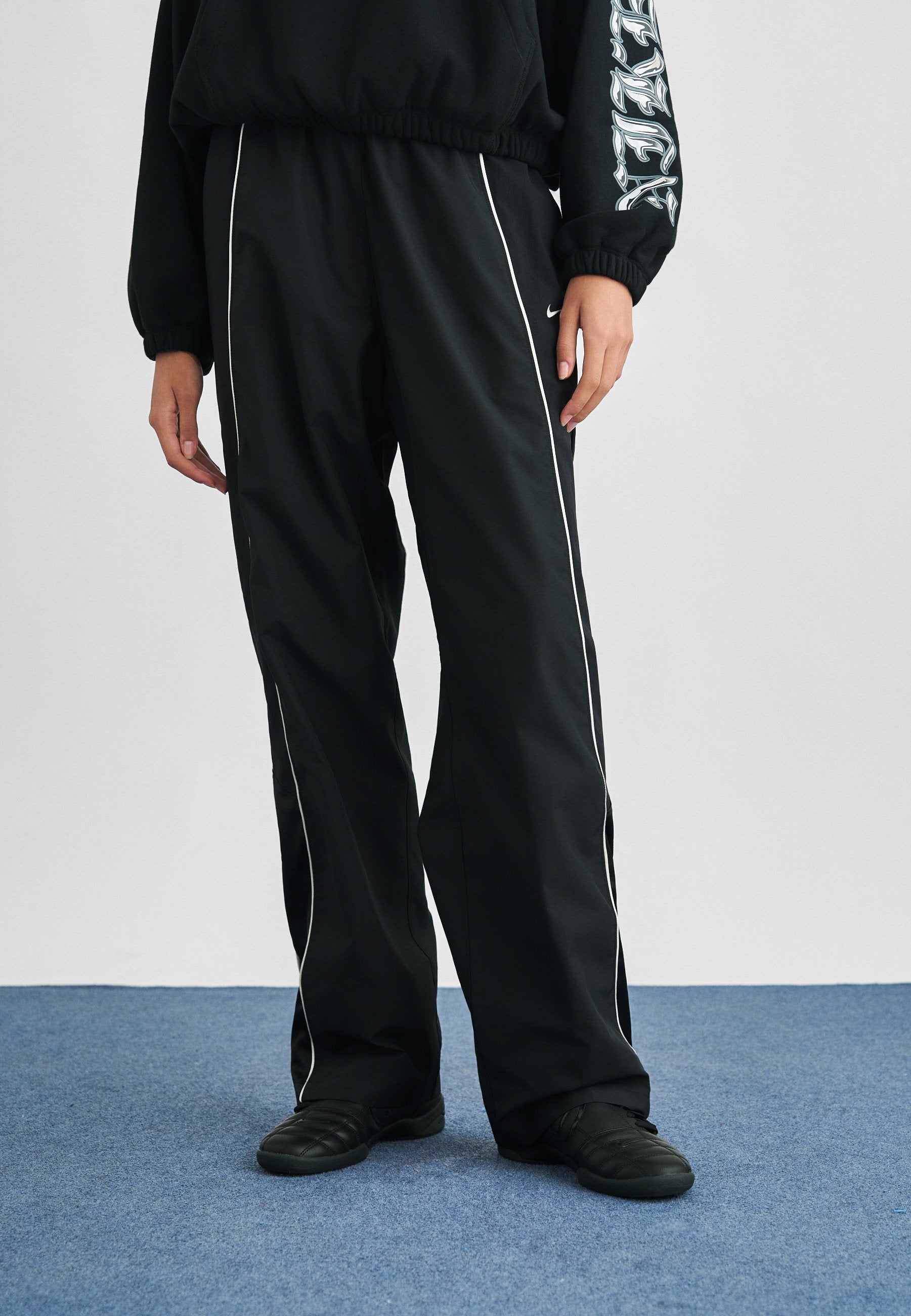 TRACK PANT - Tracksuit bottoms - black/sail