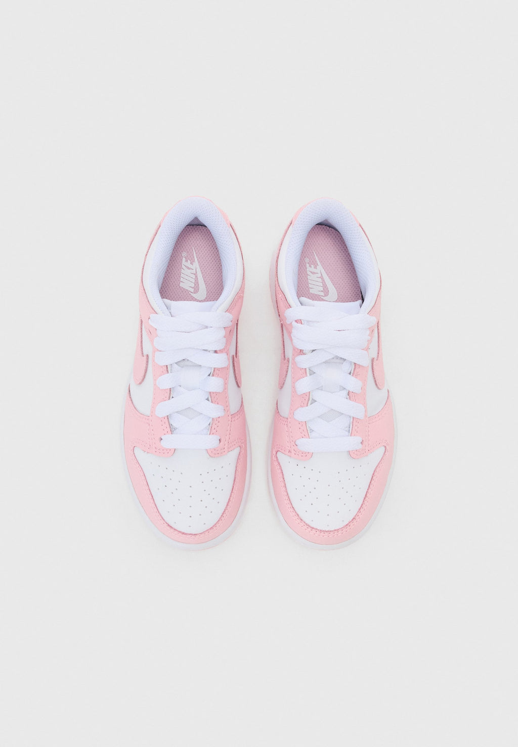 حذاء DUNK LOW UNISEX - رياضي - أبيض/وردي فاتح متوسط/أبيض