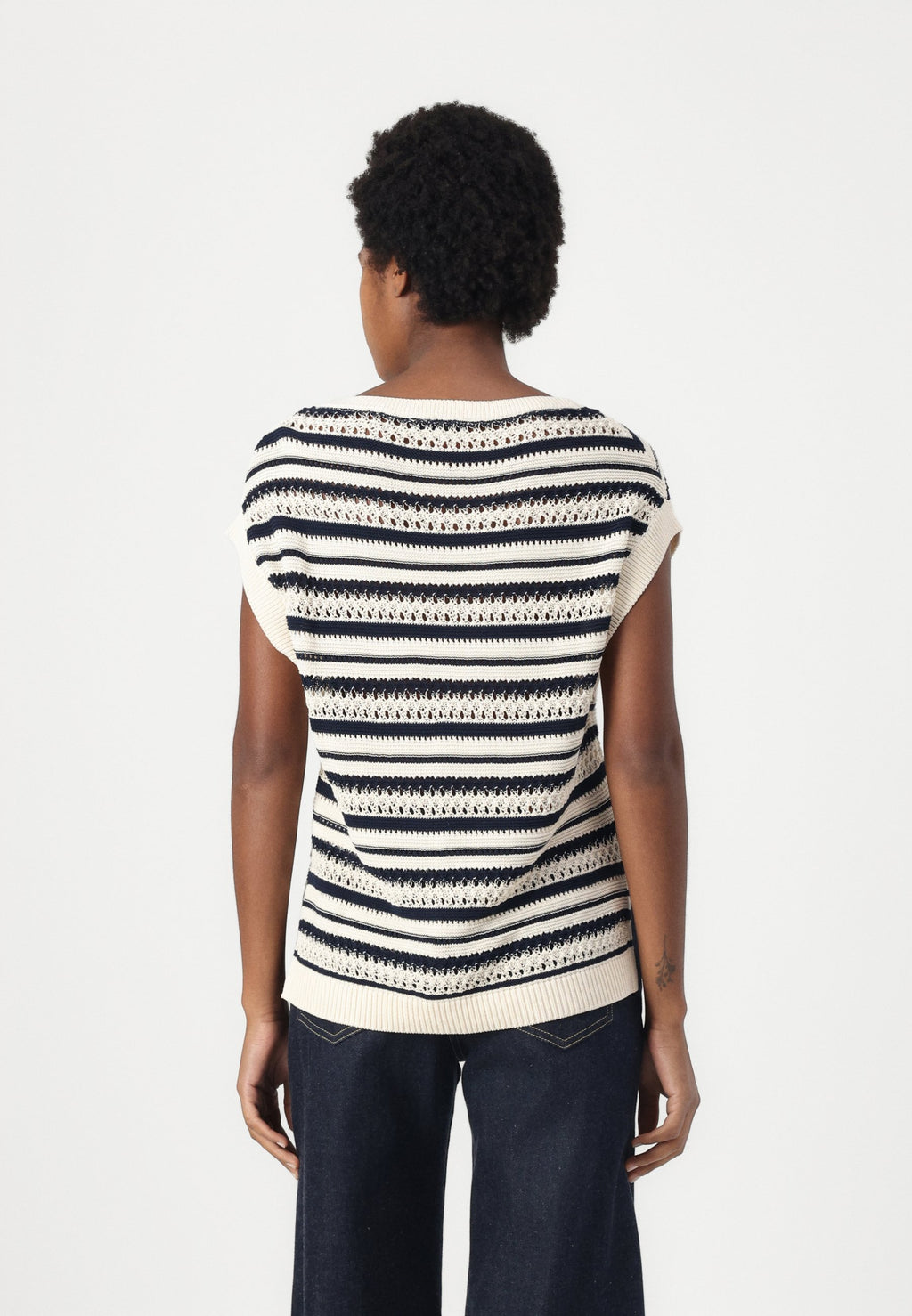 Top - desert sand dune/dark