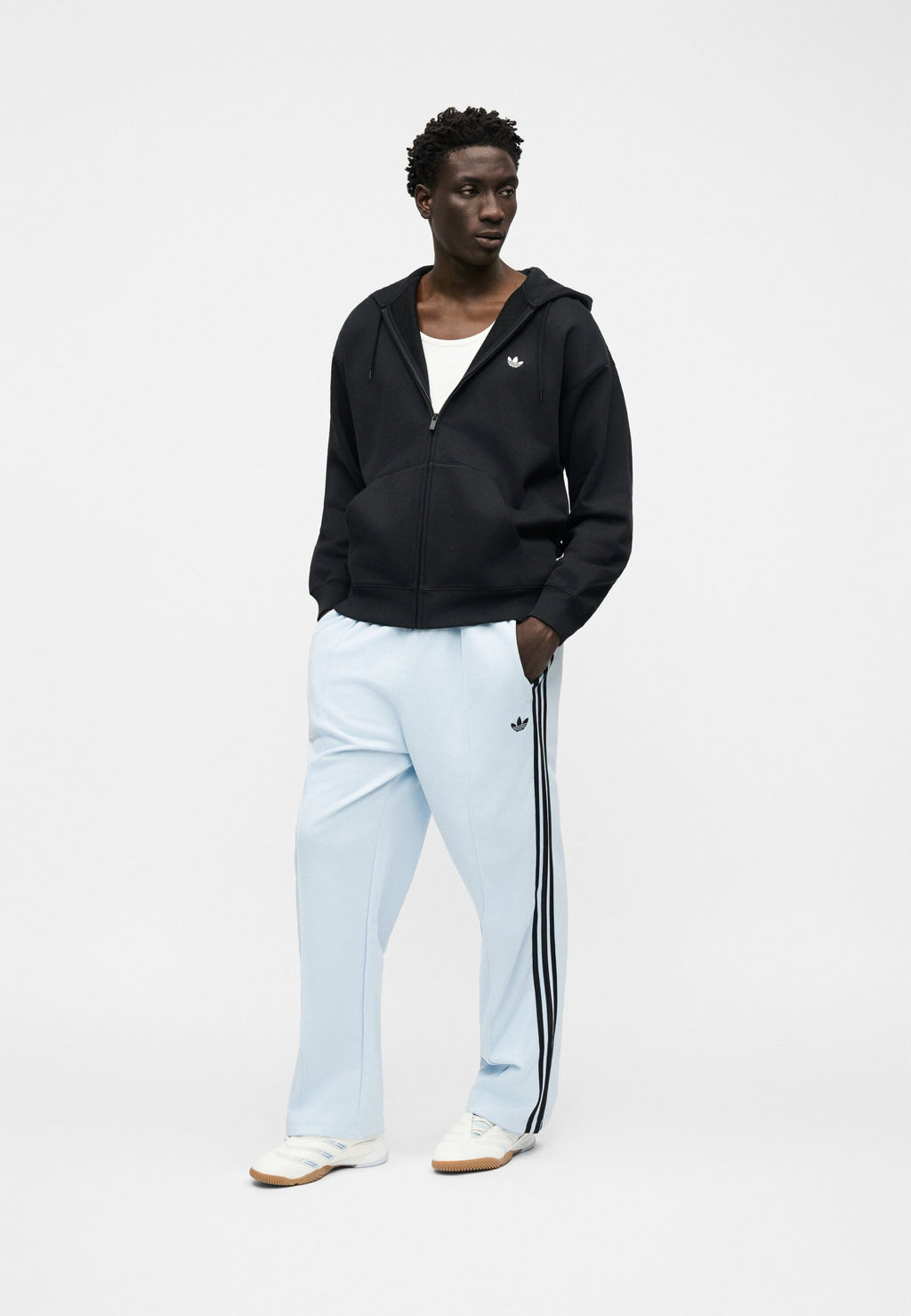Zip-up sweatshirt - black