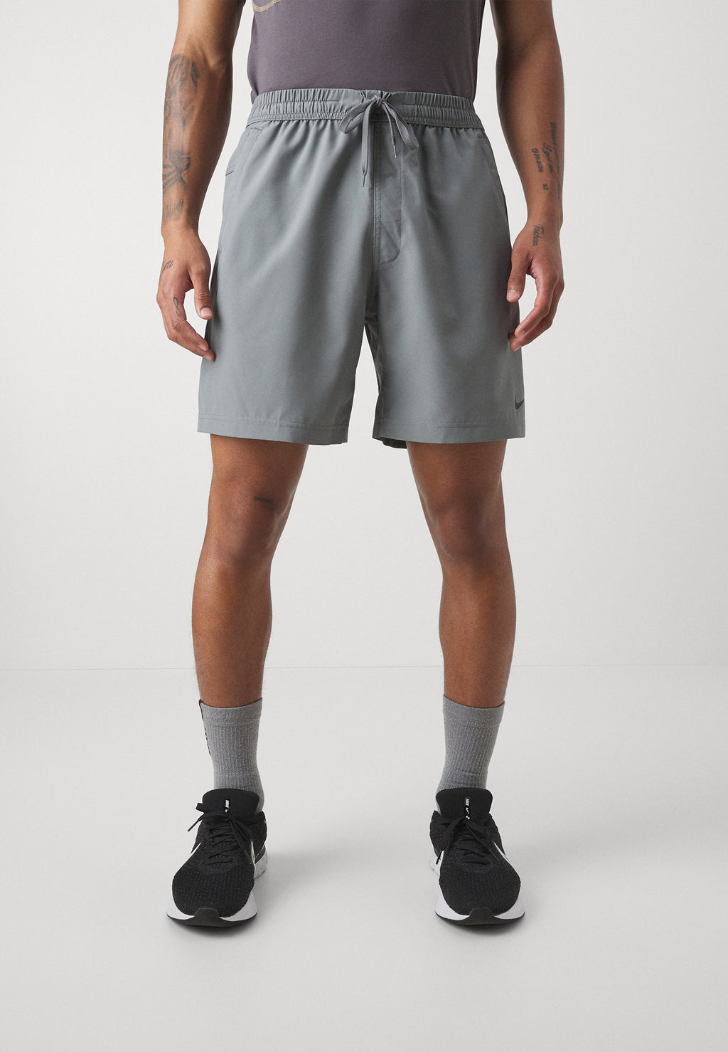 FORM SHORT - Sports shorts - smoke grey/black