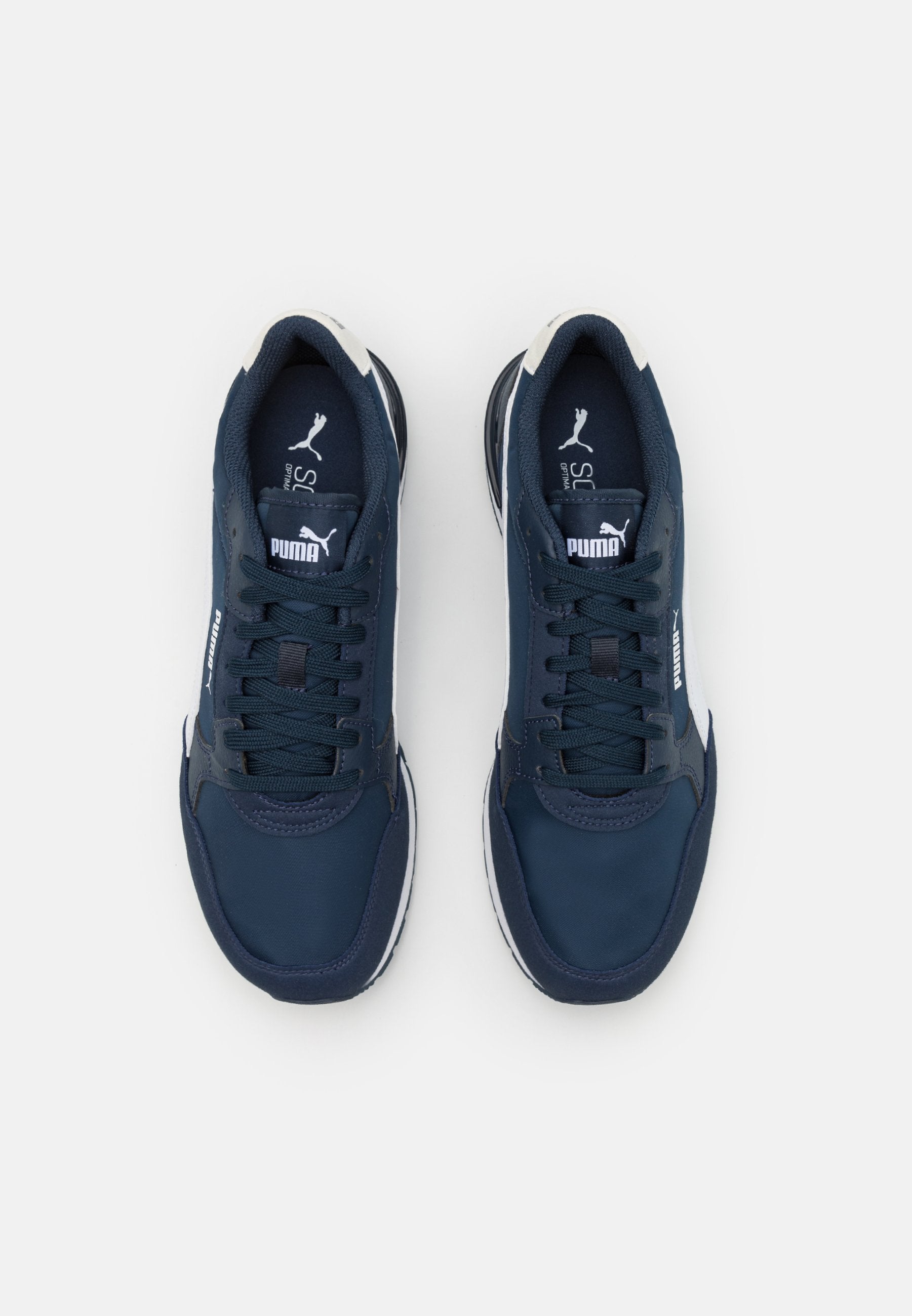 ST RUNNER V4 UNISEX - Trainers - club navy/white