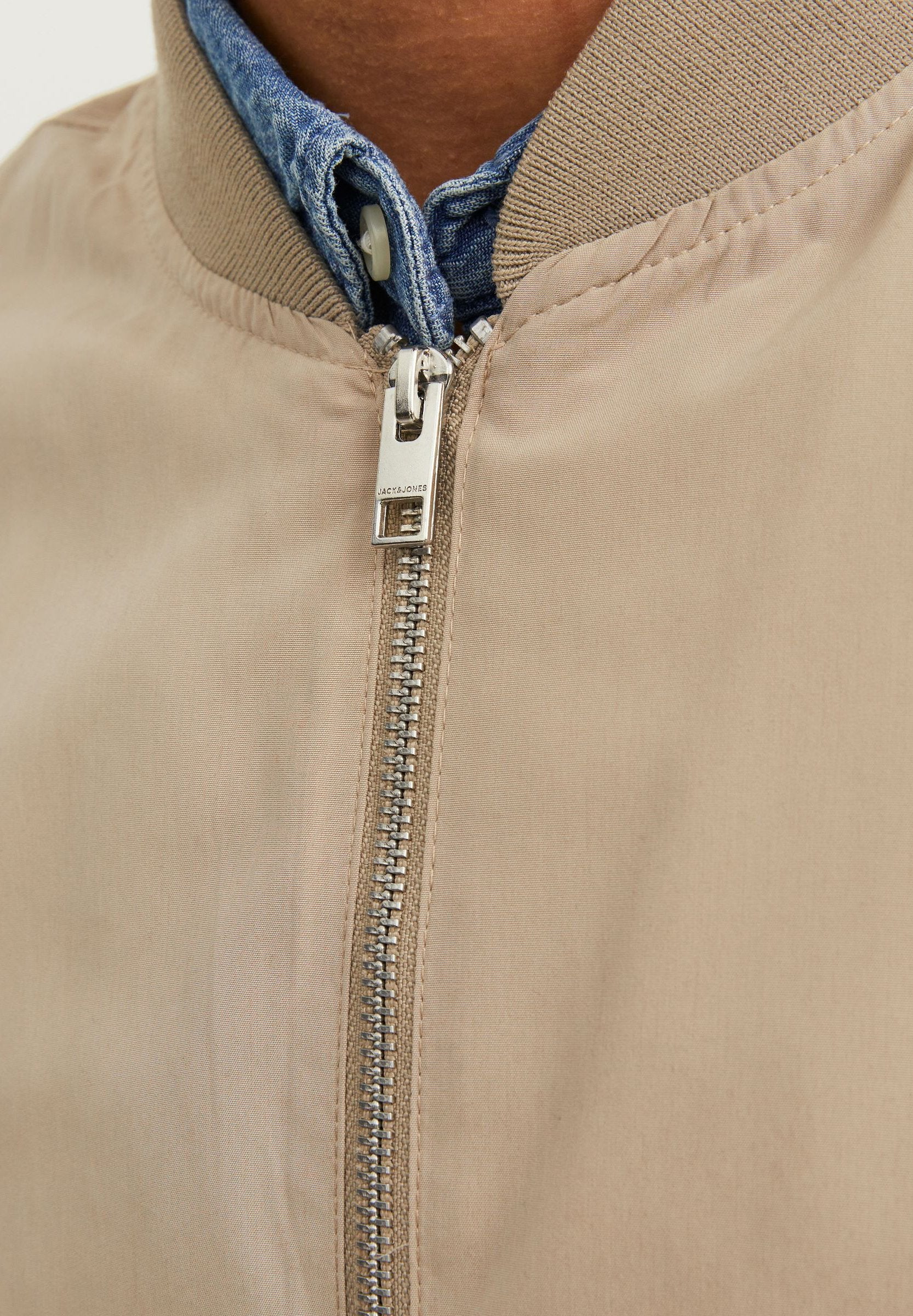 Bomber Jacket - safari