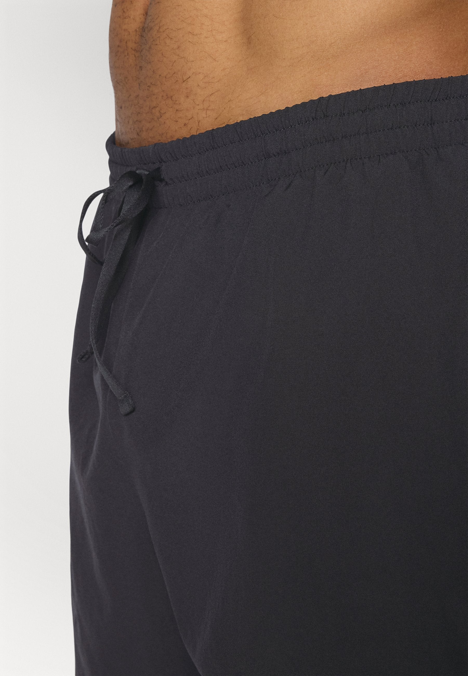 SHORT ESSENTIELS DE SPORT - Short de sport - noir