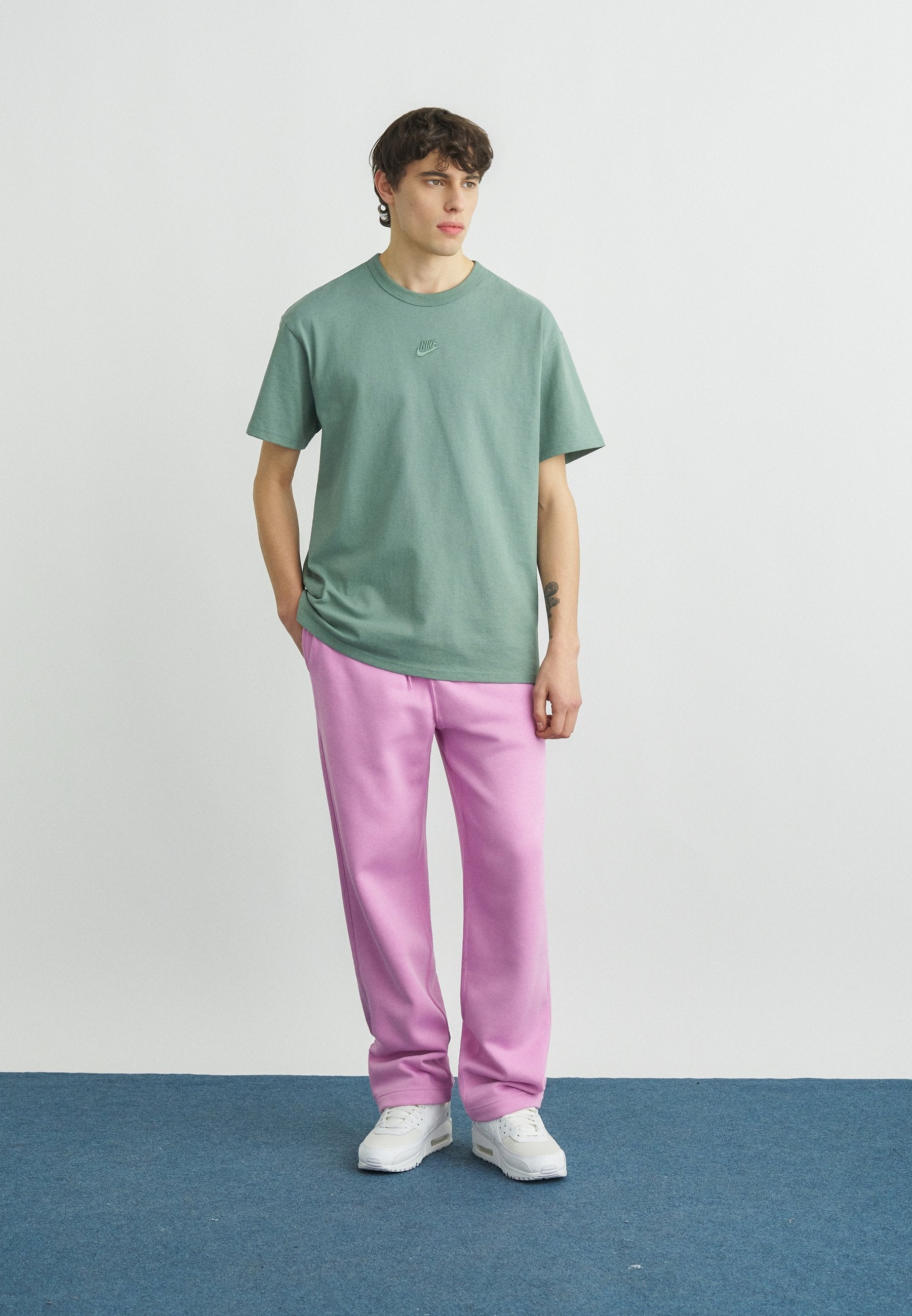 CLUB - Bas de survêtement - magenta/marine