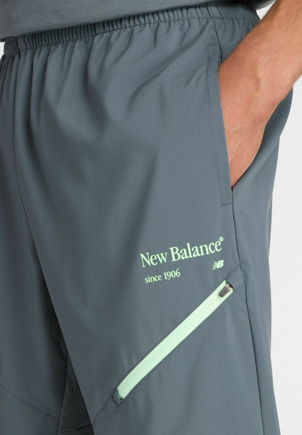 REIMAGINED - Tracksuit bottoms - graphite