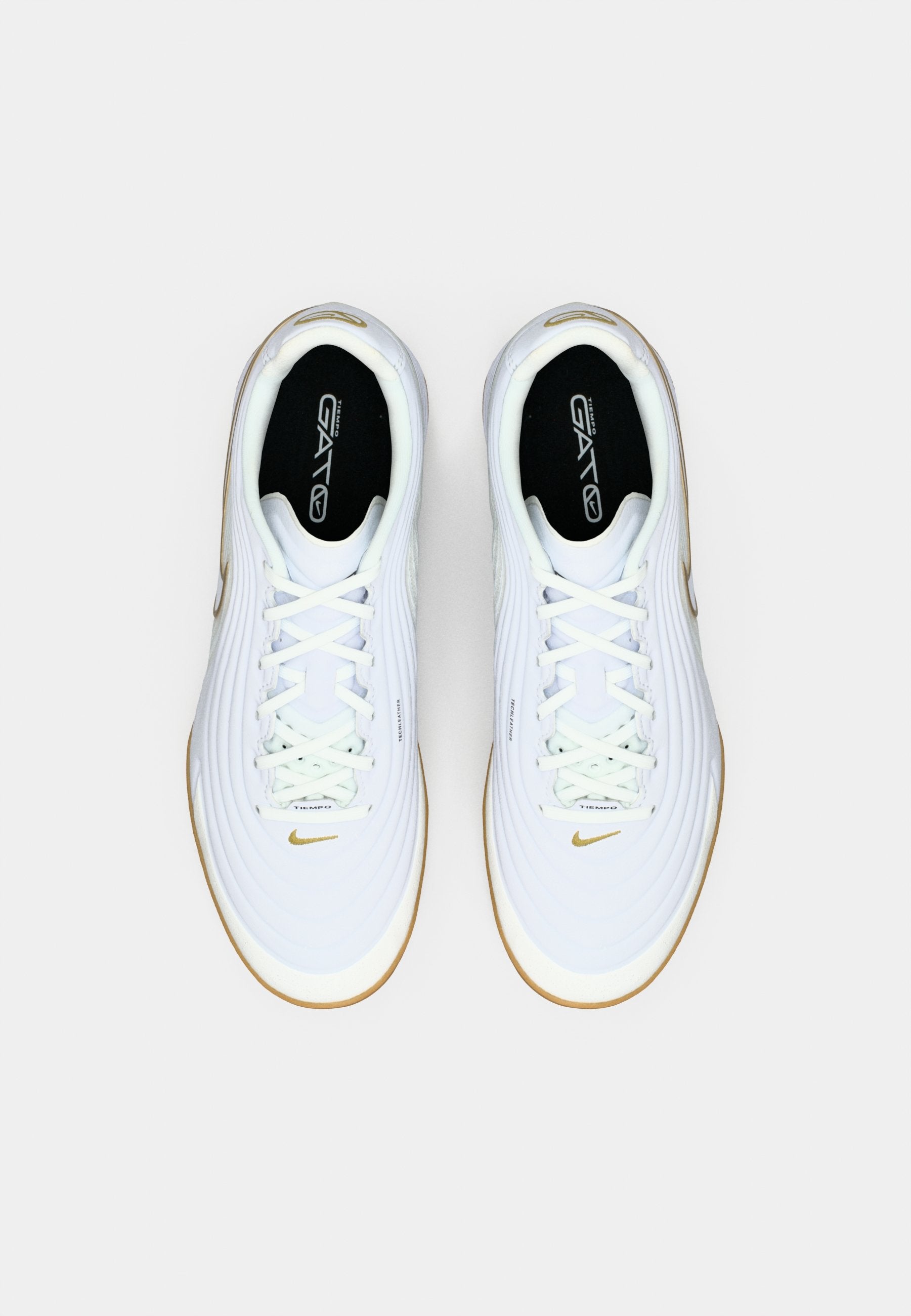 TIEMPO REACTGATO UNISEX - Indoor football boots - white/metallic gold-coloured