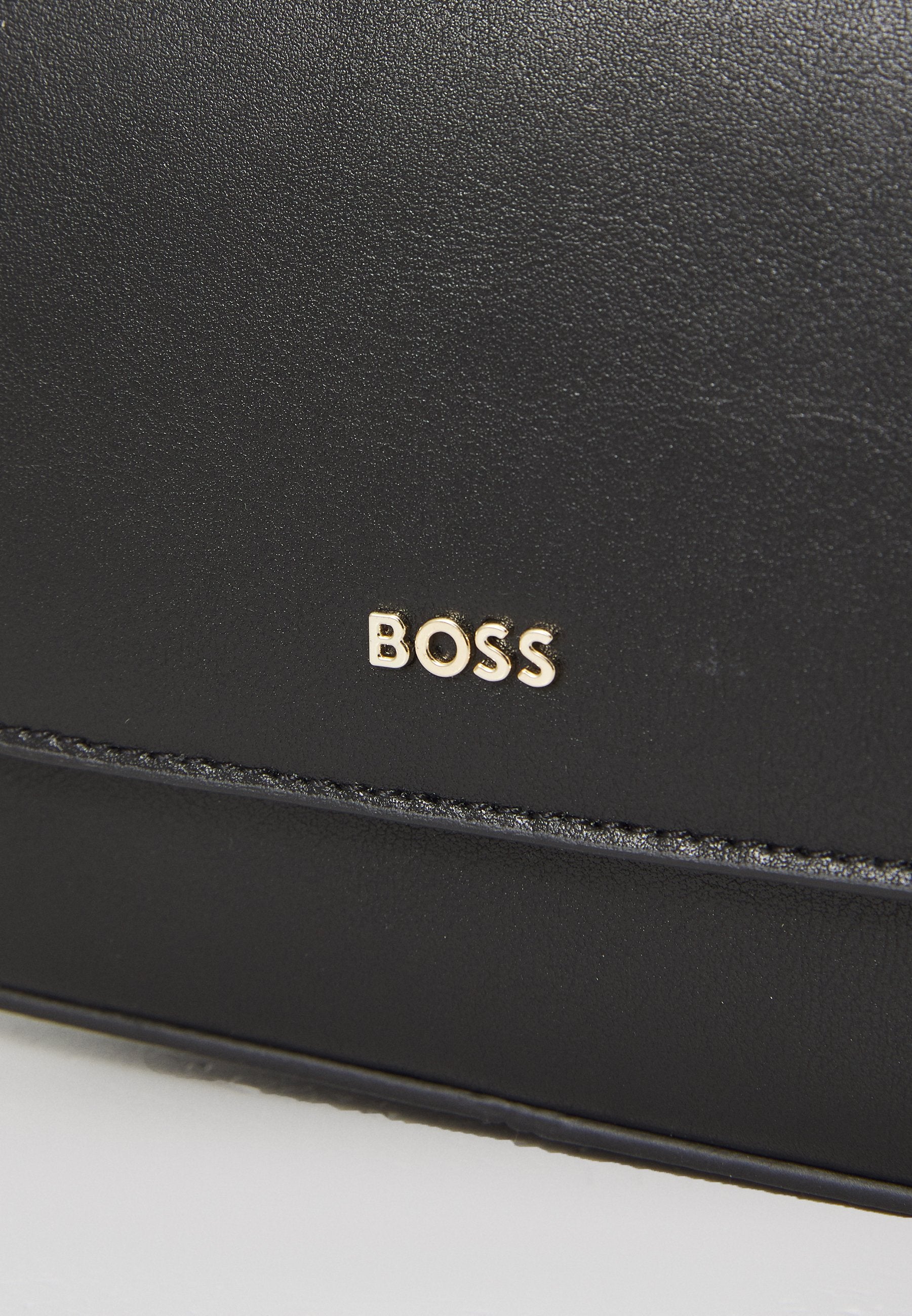NUMAH SADDLE - Cross body bag - black