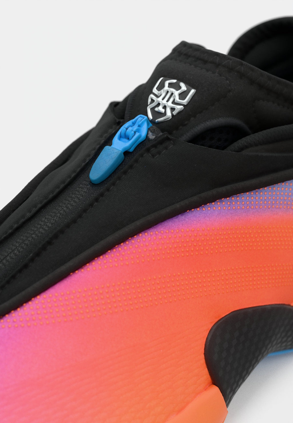D.O.N. ISSUE 7 ALL-STAR WEEKEND UNISEX - Basketball shoes - core black/lucid orange/silver-coloured metallic