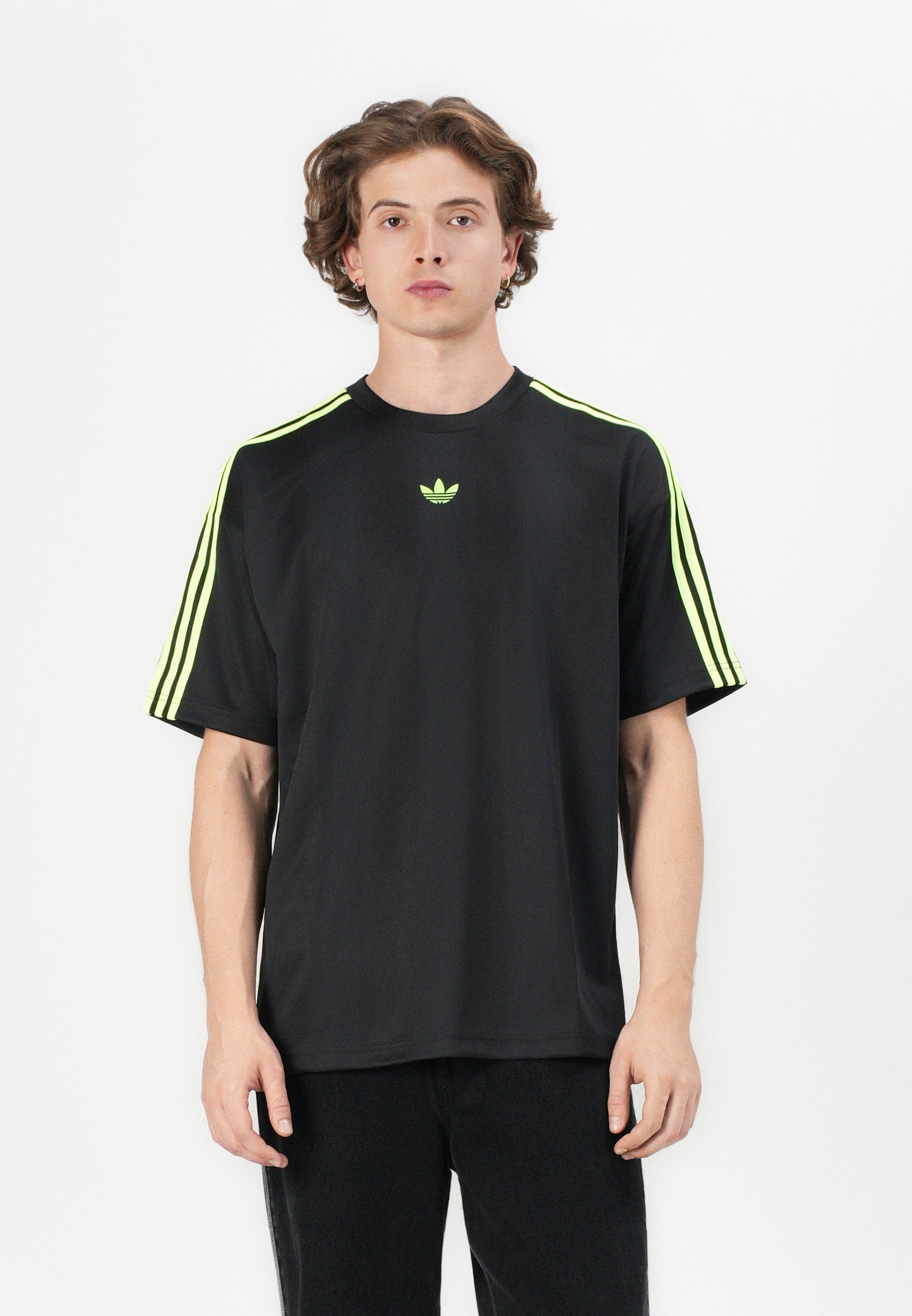 JACQUARD JERSEY - Print T-shirt - black/signal green