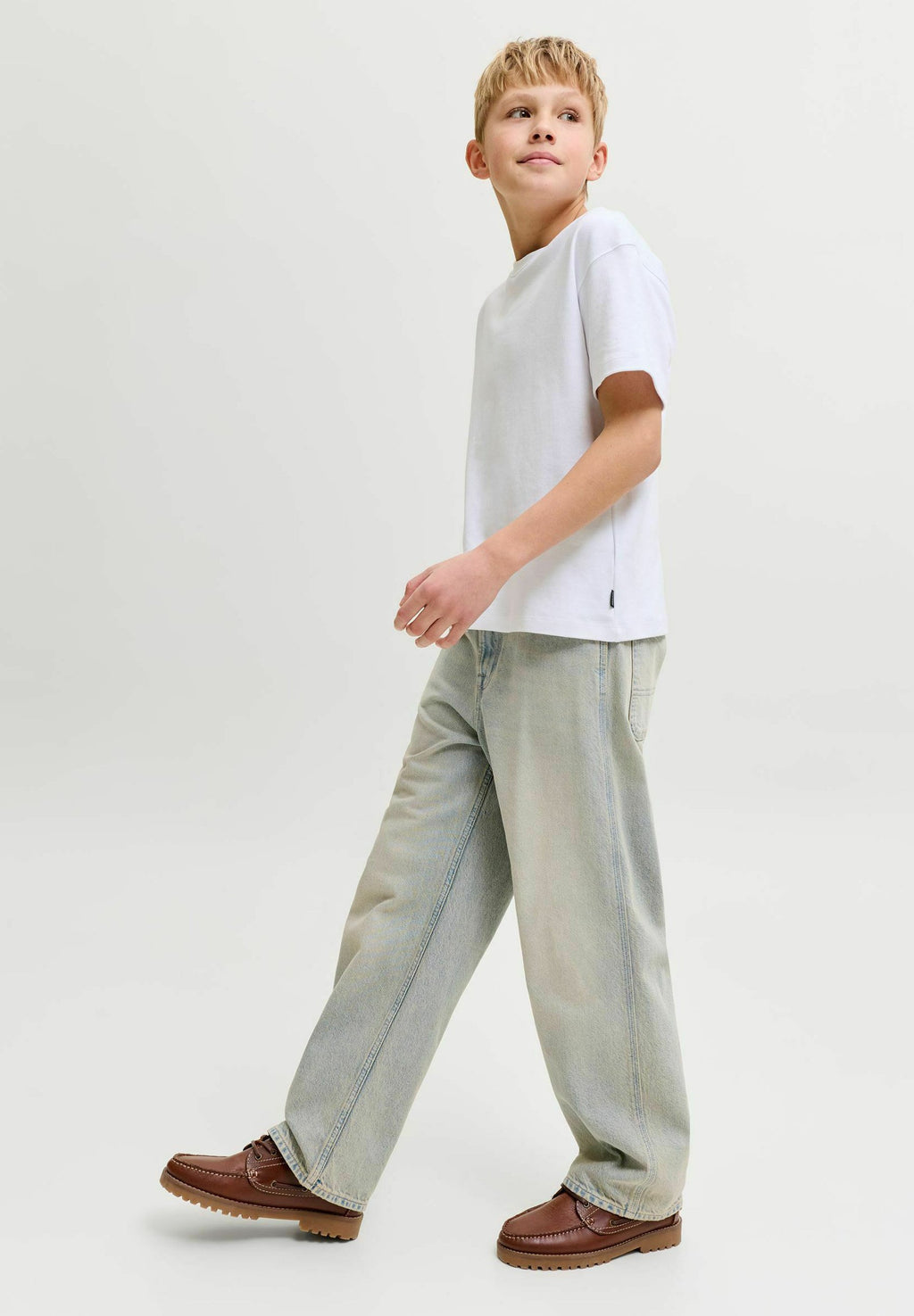 gy fit JJIALEX JJNORREBRO SQ 502 JNR Junior - Straight leg jeans - light blue denim