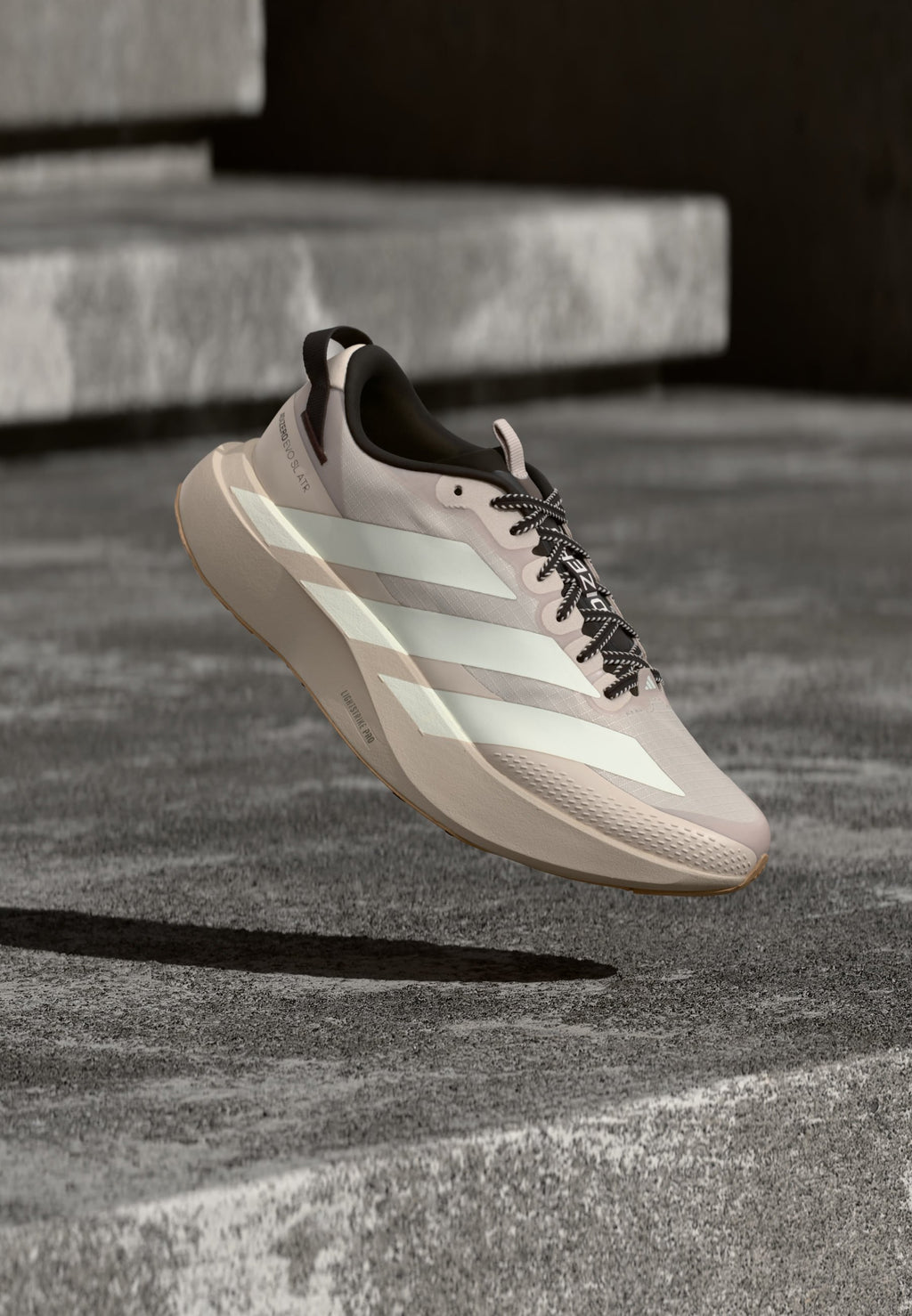 ADIZERO EVO SL ATR M - Baskets - mauve mastic/blanc cassé/sable chaud