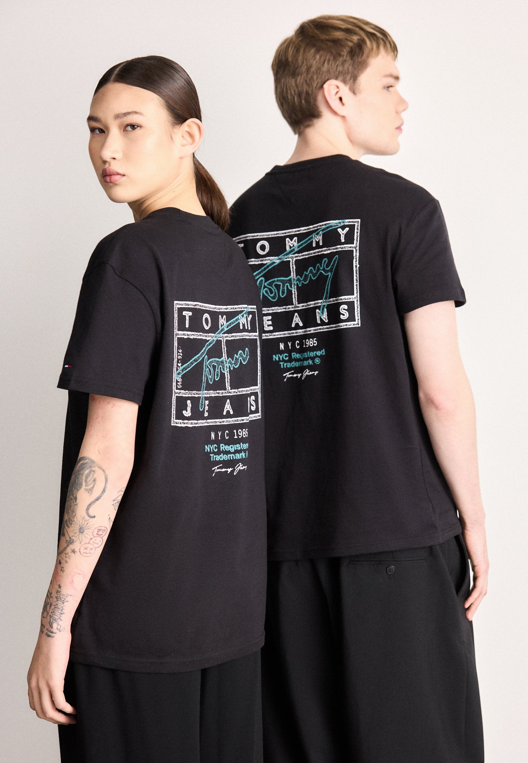 TEE-SHIRT RAS-DE-COU LOGO DOS SIGNATURE - T-shirt imprimé - black