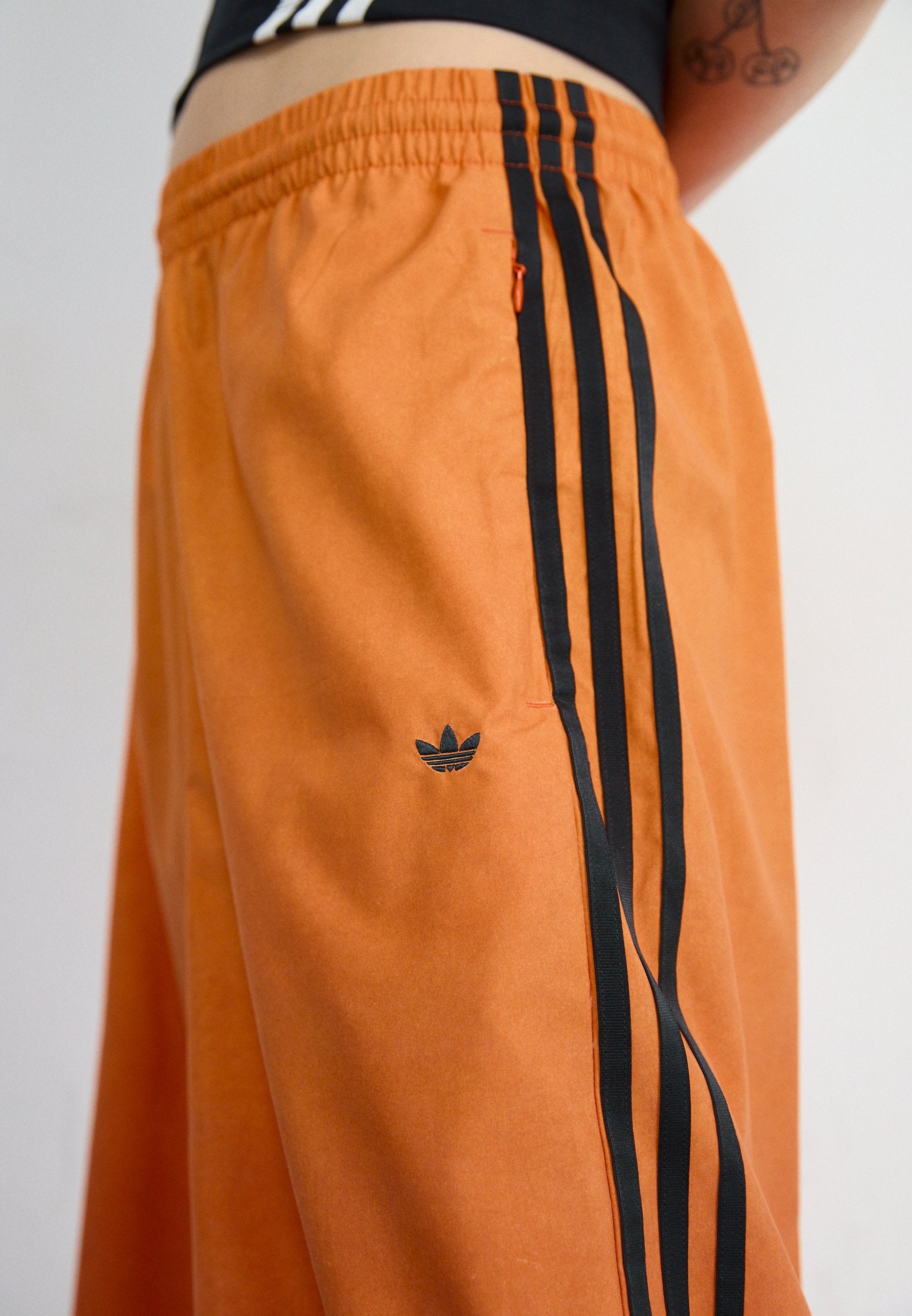 Tracksuit bottoms - multicolor/crew orange