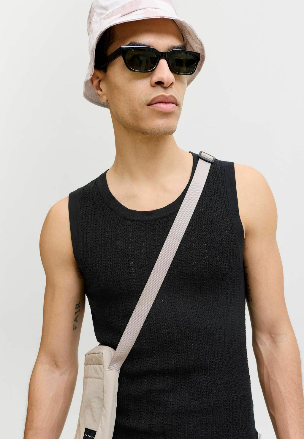 Knitted Knitted - Jumper - black