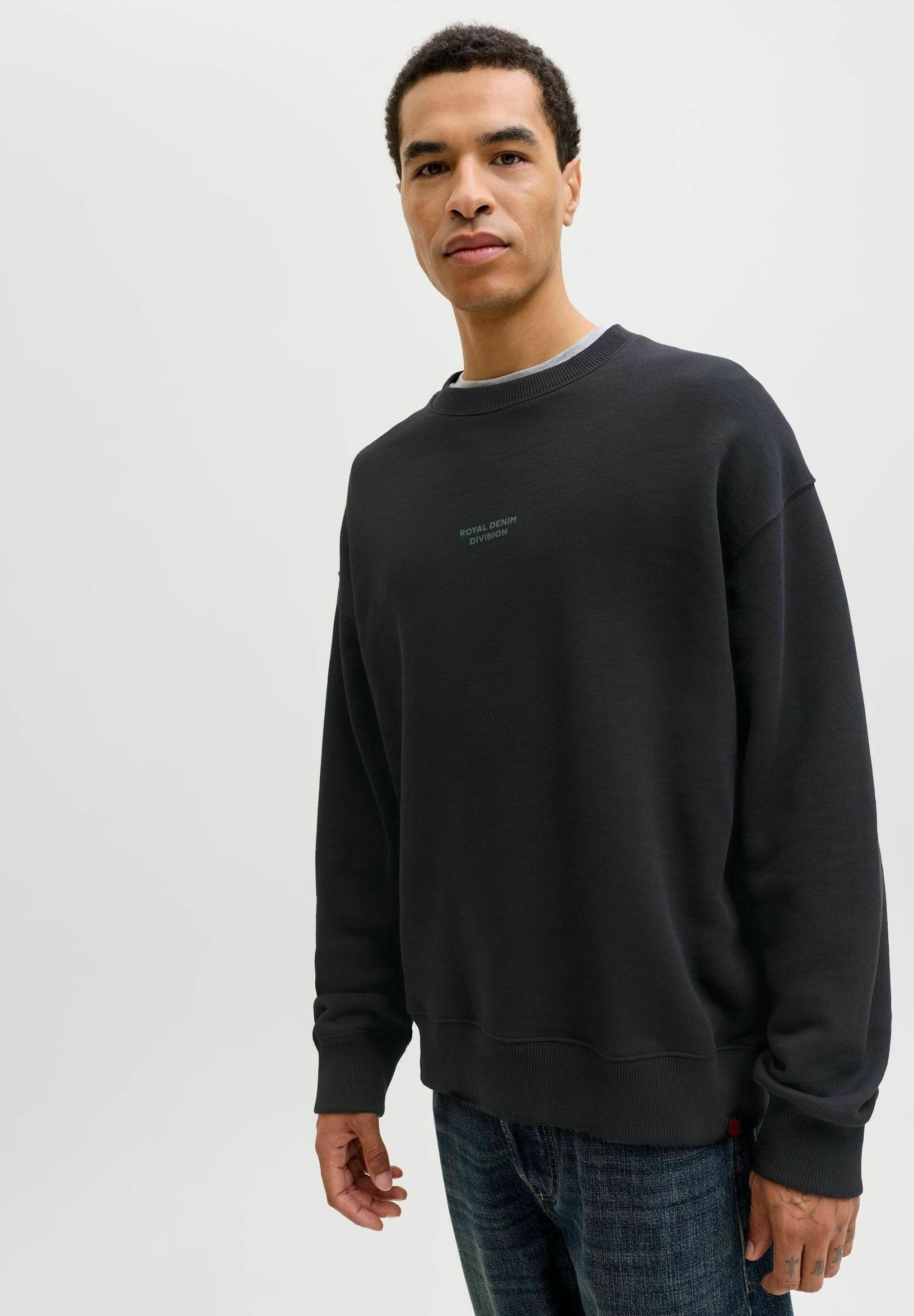 Sweatshirt - black