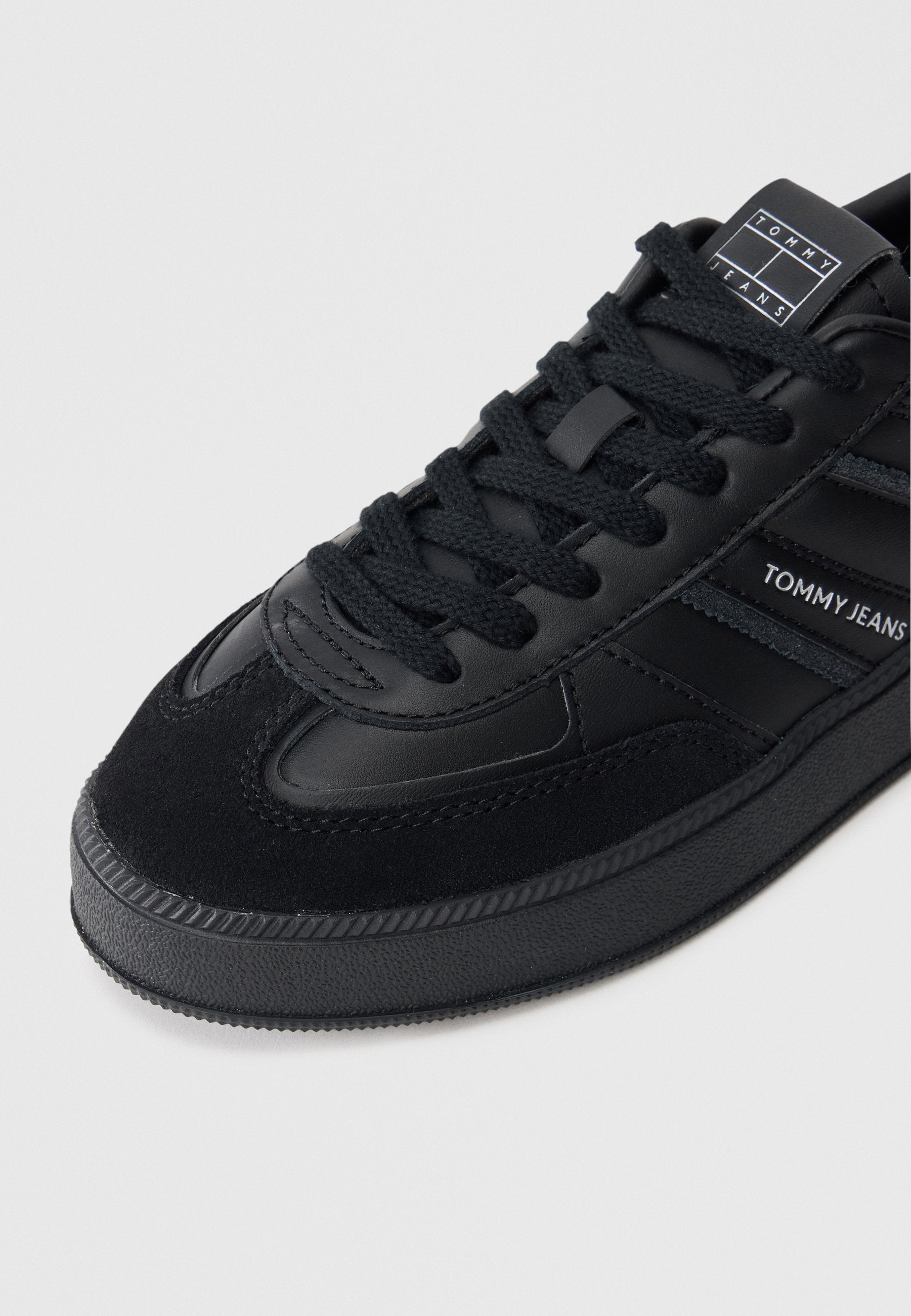 THE GREENWICH LEATHER MIXED TEXTURE PLATFORM TRAINERS - Trainers - black/silver-coloured