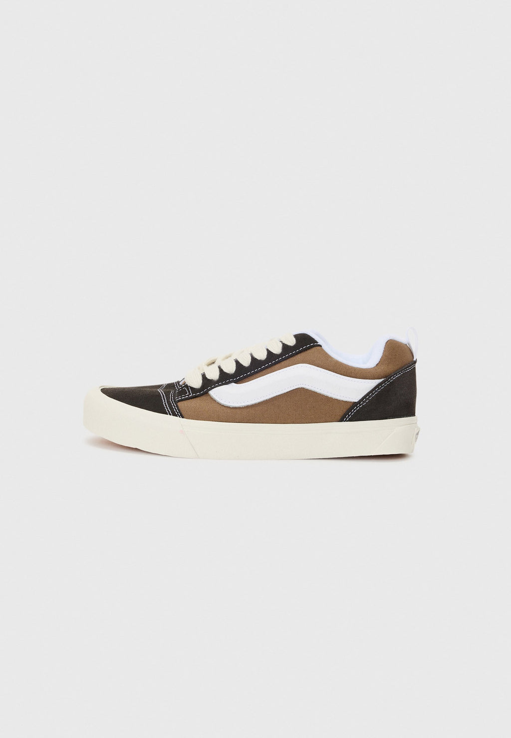 KNU SKOOL UNISEX - Skate shoes - brown