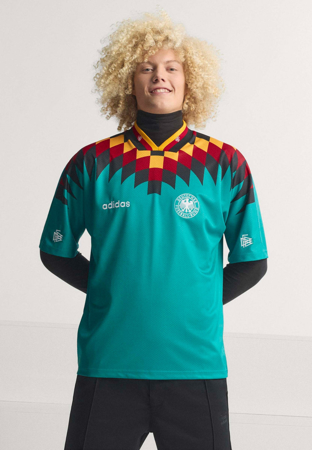 GERMANY AWAY 1994 - National team wear - power green