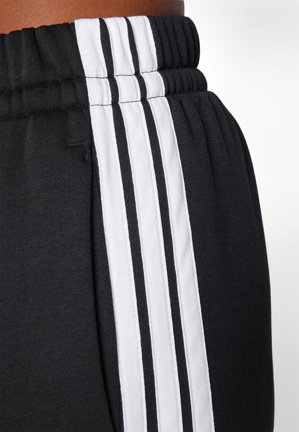 ESSENTIALS 3 STRIPES OPEN HEM PANTS - Tracksuit bottoms - black/white