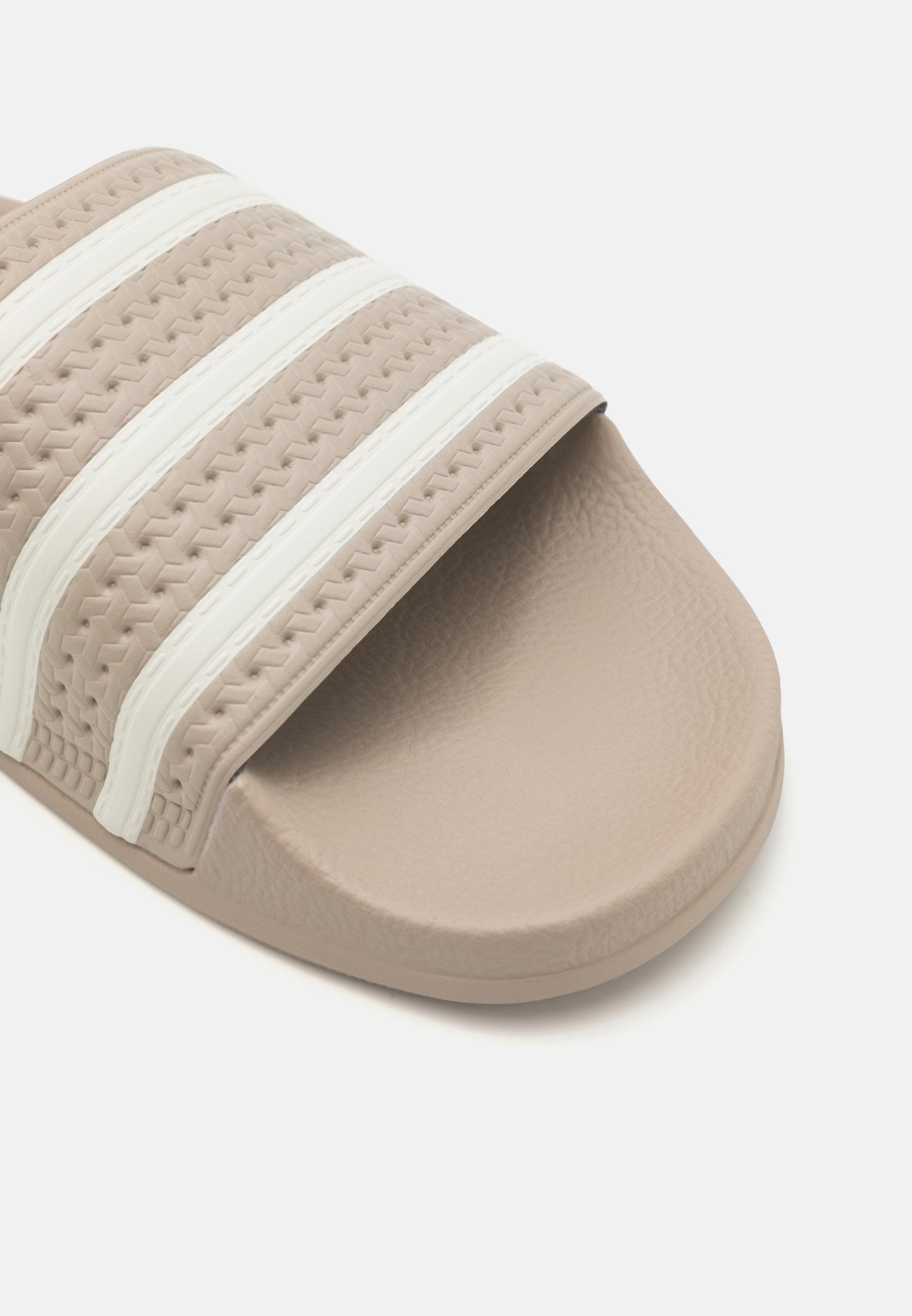 ADILETTE UNISEXE - Mules - beige/blanc cassé