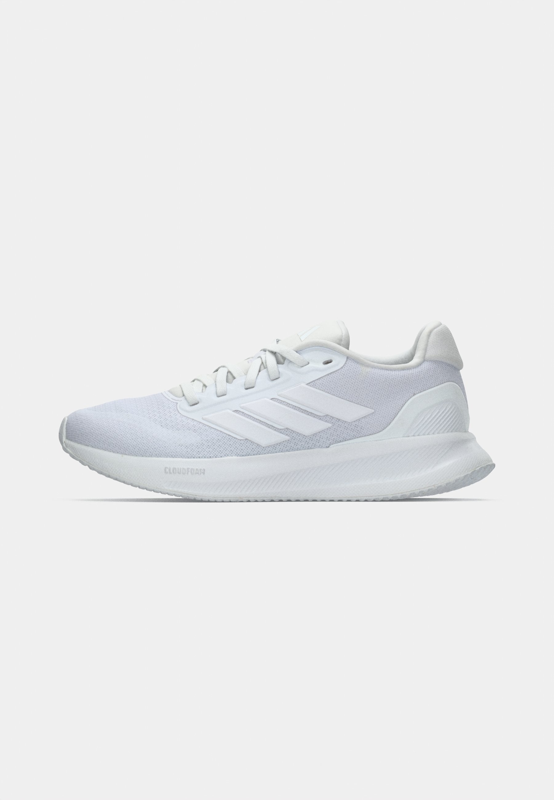 RUNFALCON 5 W - Chaussures de running sur route - footwear white