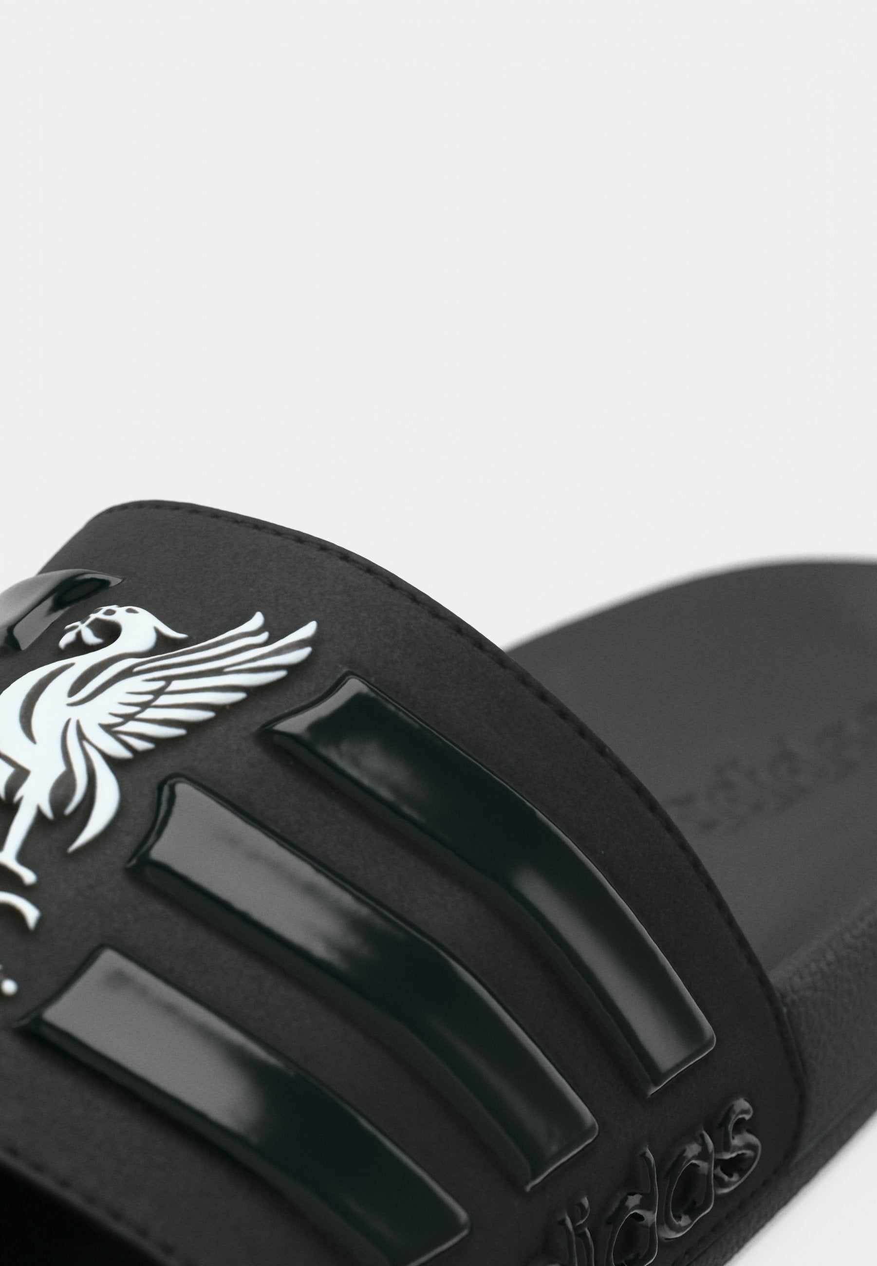 ADILETTE SHOWER LIVERPOOL UNISEXE - Claquettes de piscine - core black/footwear white