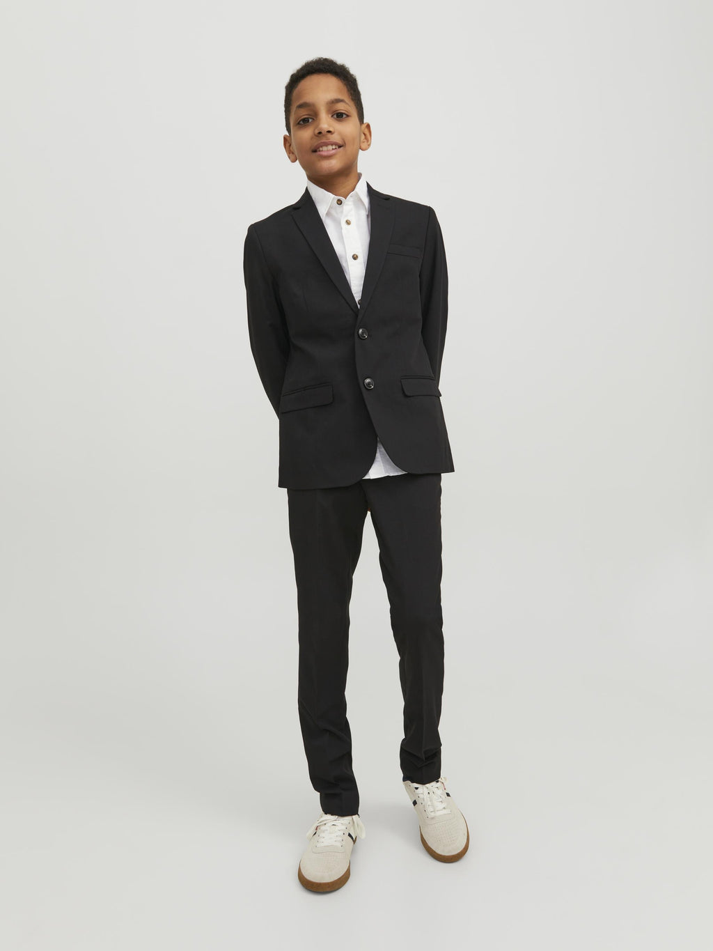 Single breasted and tailored JPRSOLAR Suit Junior - Blazer jacket - black