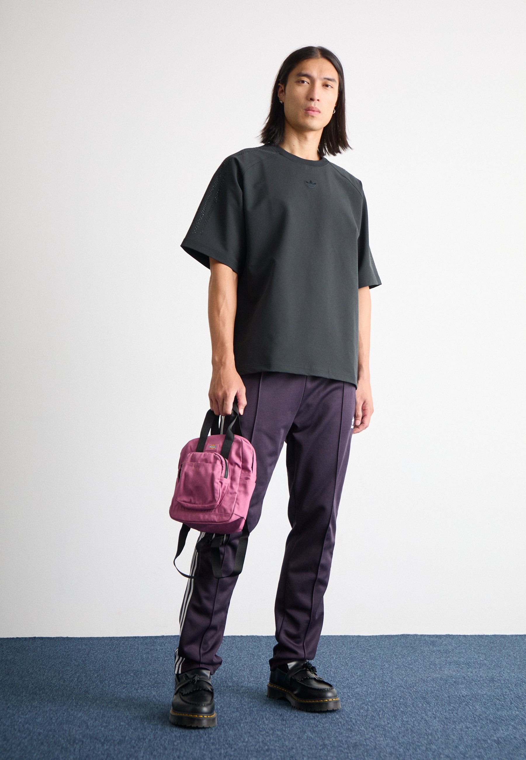 Basic T-shirt - black