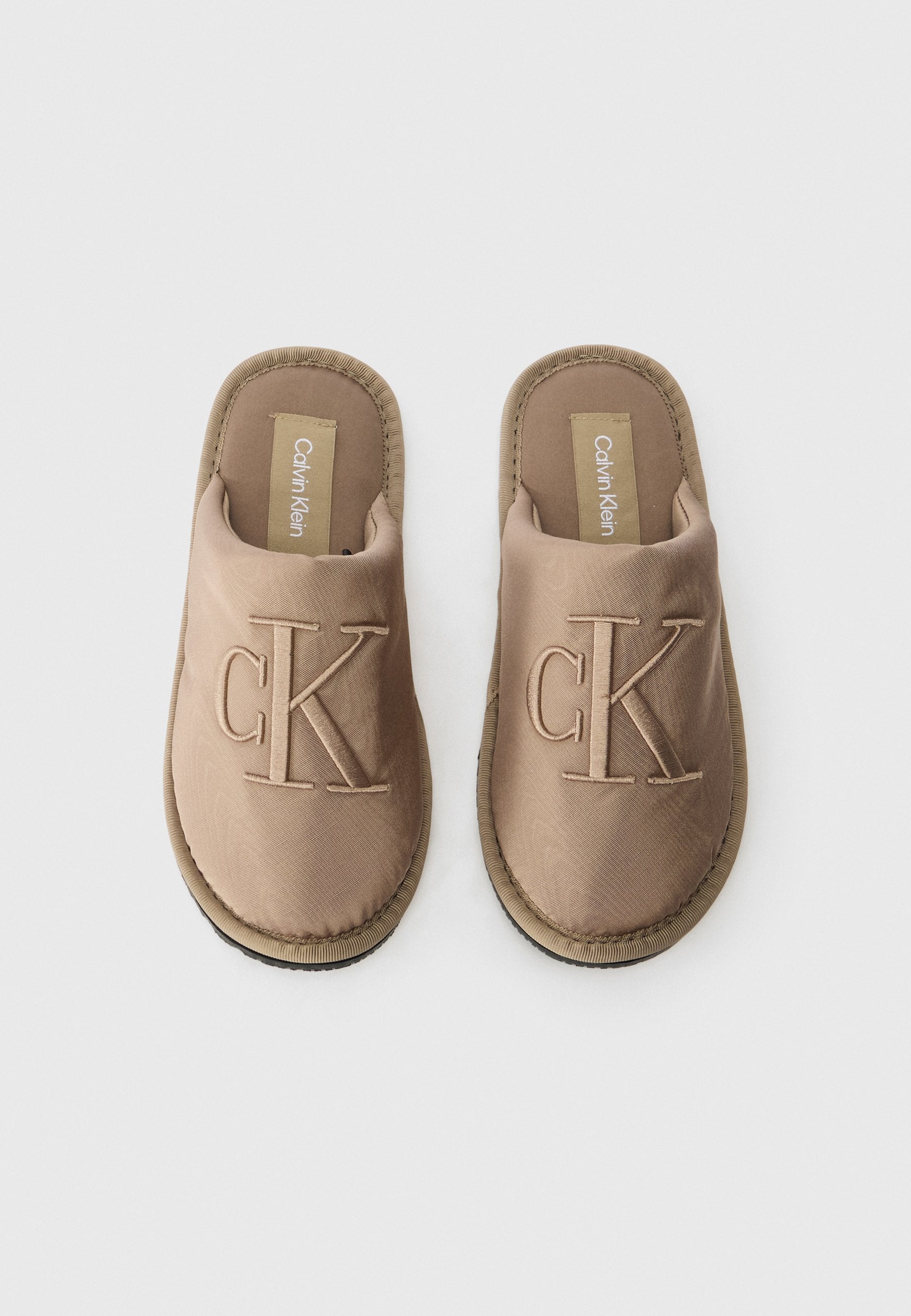 MOIRE - Slippers - desert