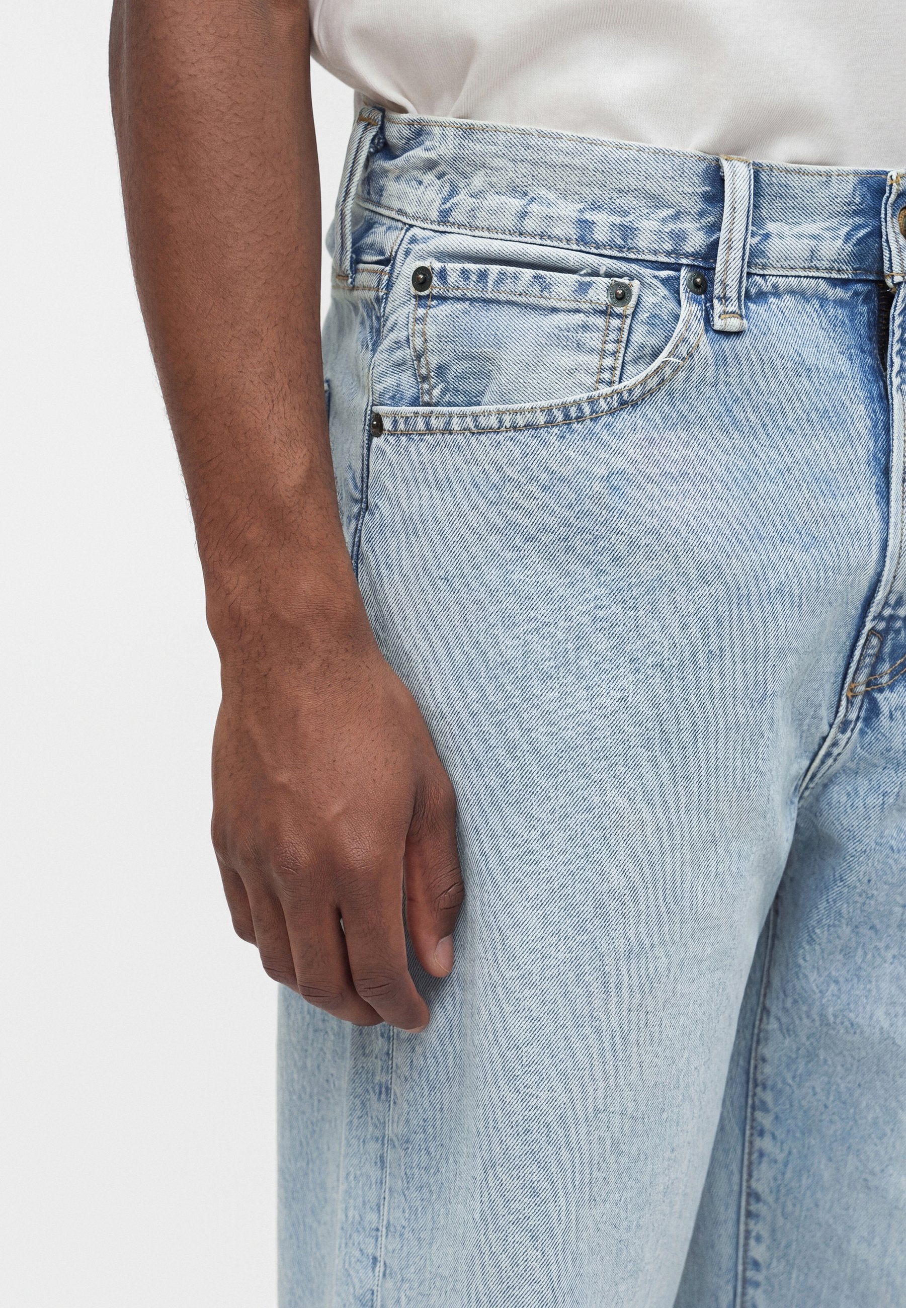 RELAXED FIT  - Relaxed fit jeans - light blue denim