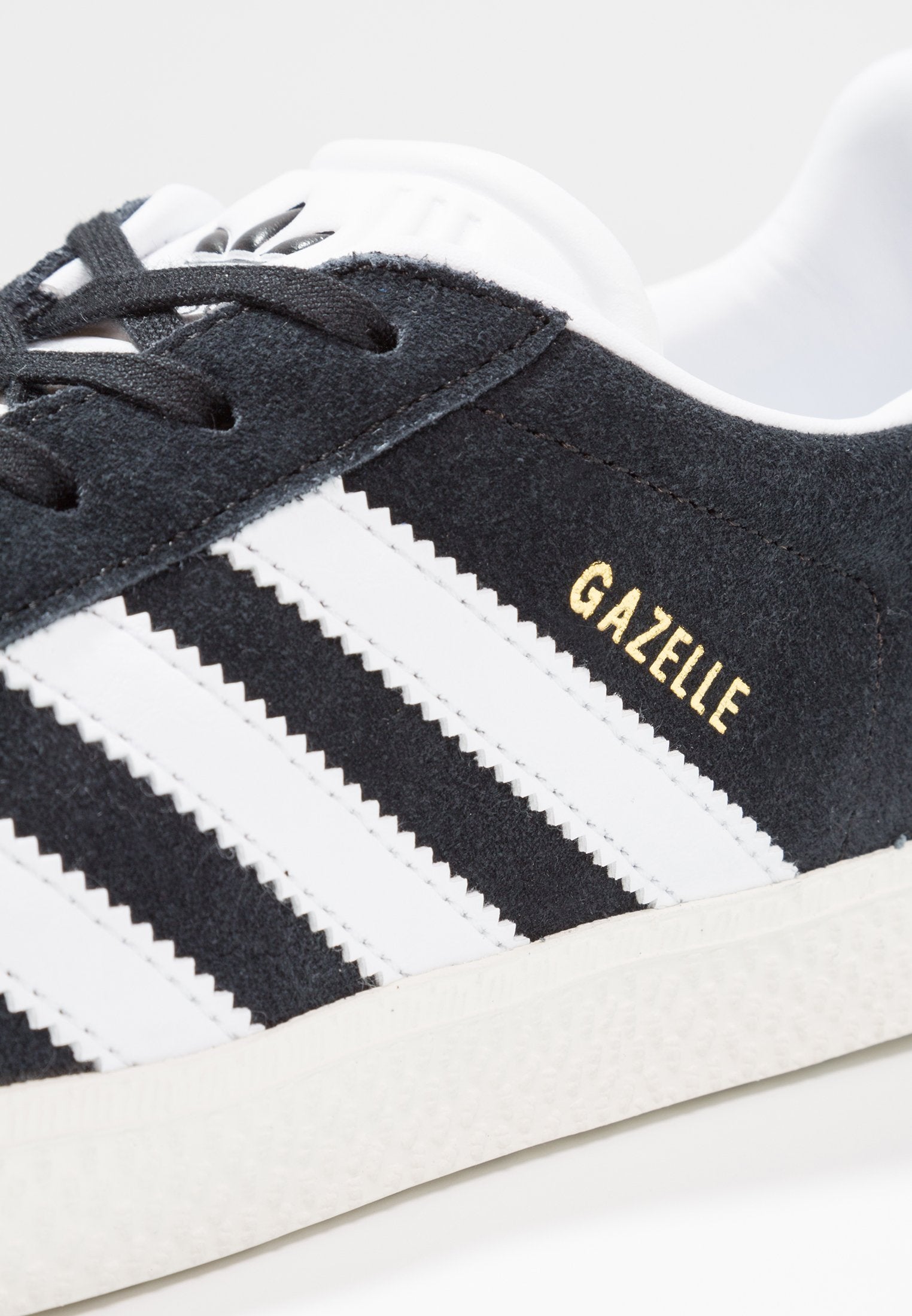 GAZELLE UNISEX - Trainers - core black/white/gold metallic