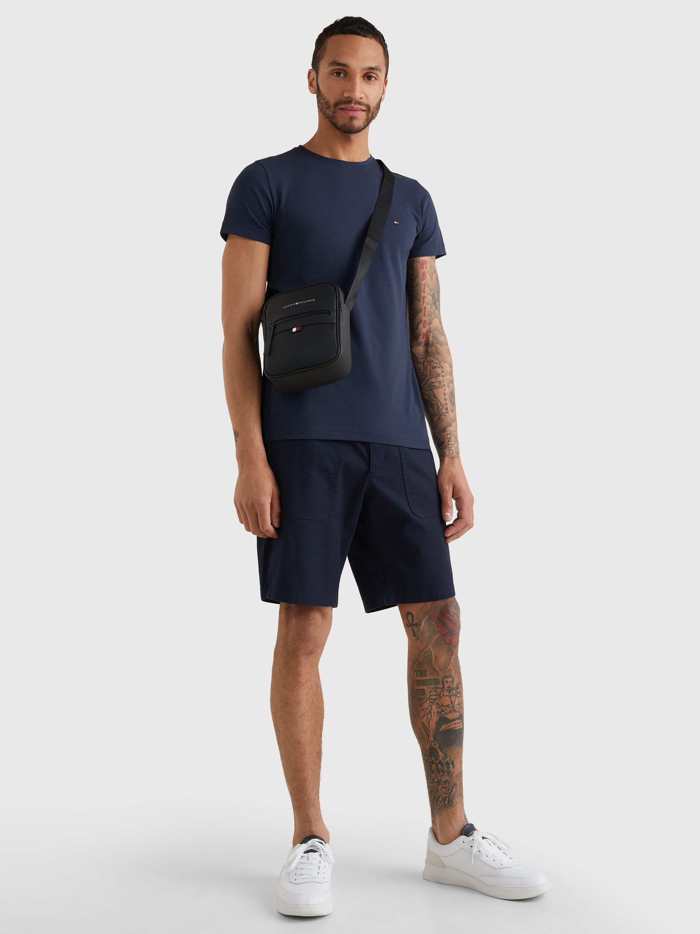 ESSENTIAL MINI REPORTER UNISEX - Cross body bag - black