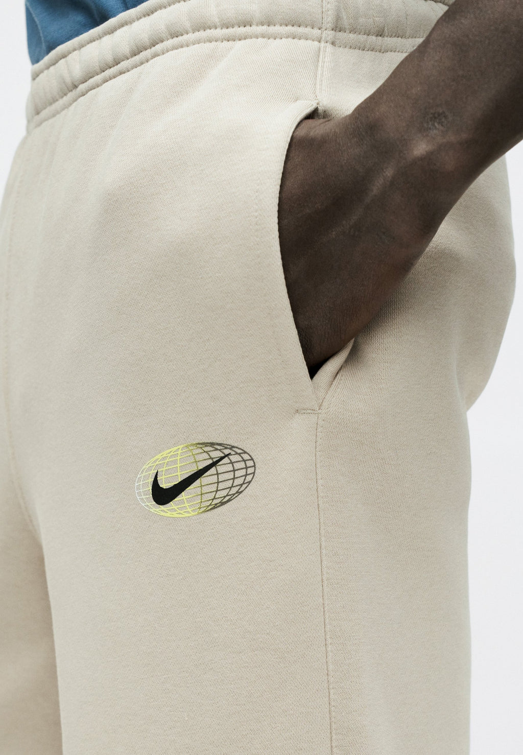 CLUB - Tracksuit bottoms - cream