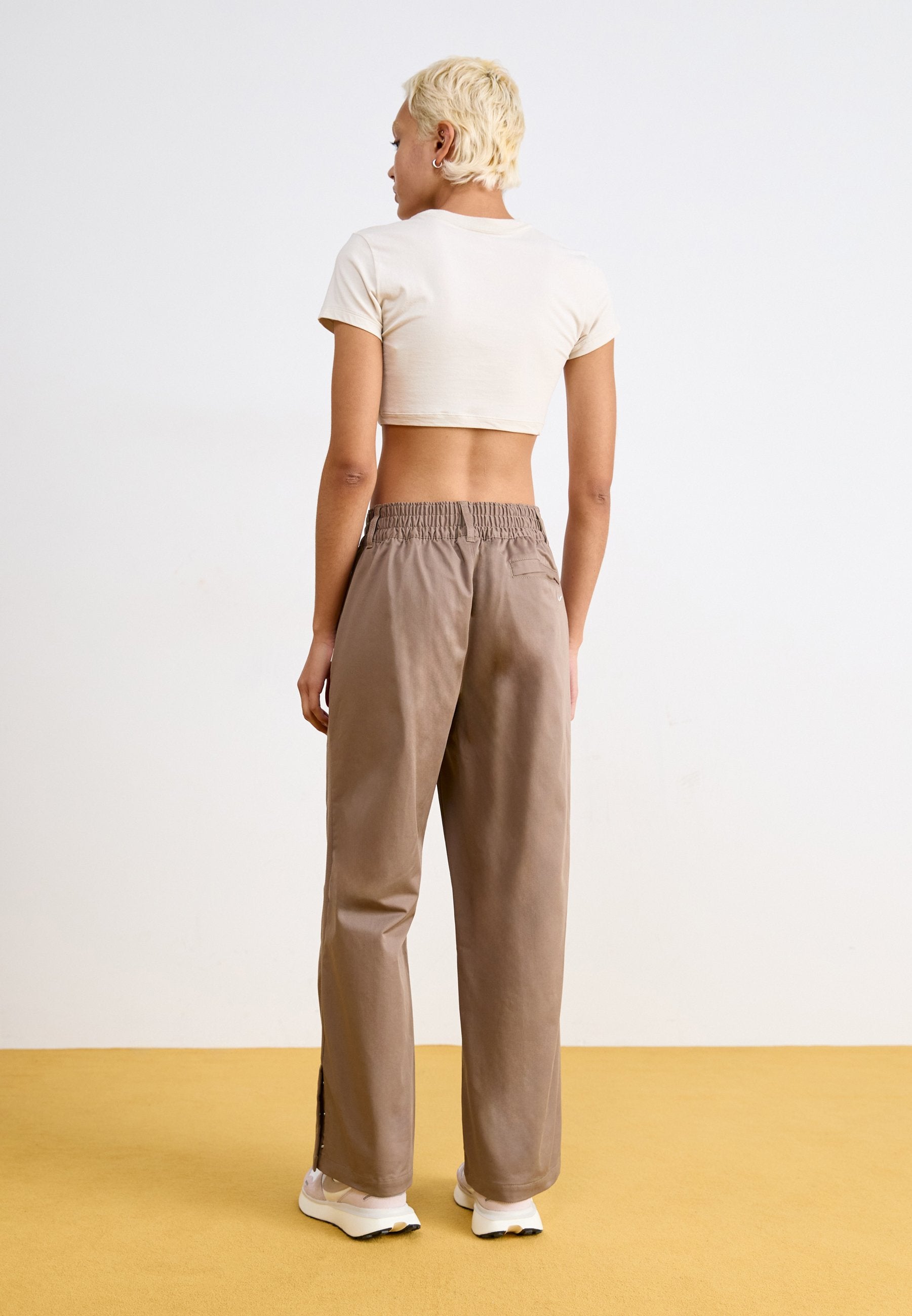 SPORTSWEAR COLLECTION - Trousers - mink brown/college grey