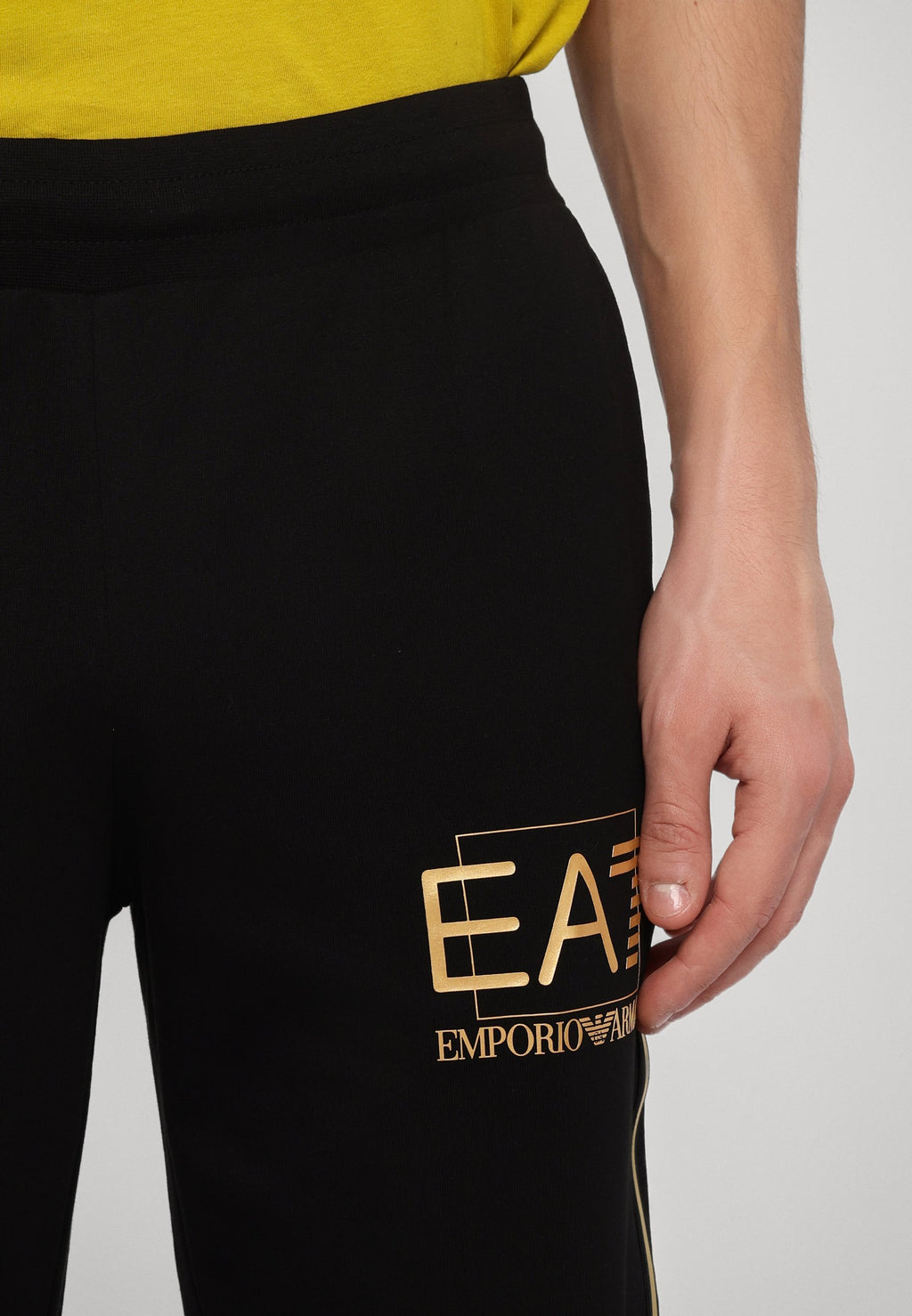 TRAIN VISIBILITY - Tracksuit - black/gold-coloured