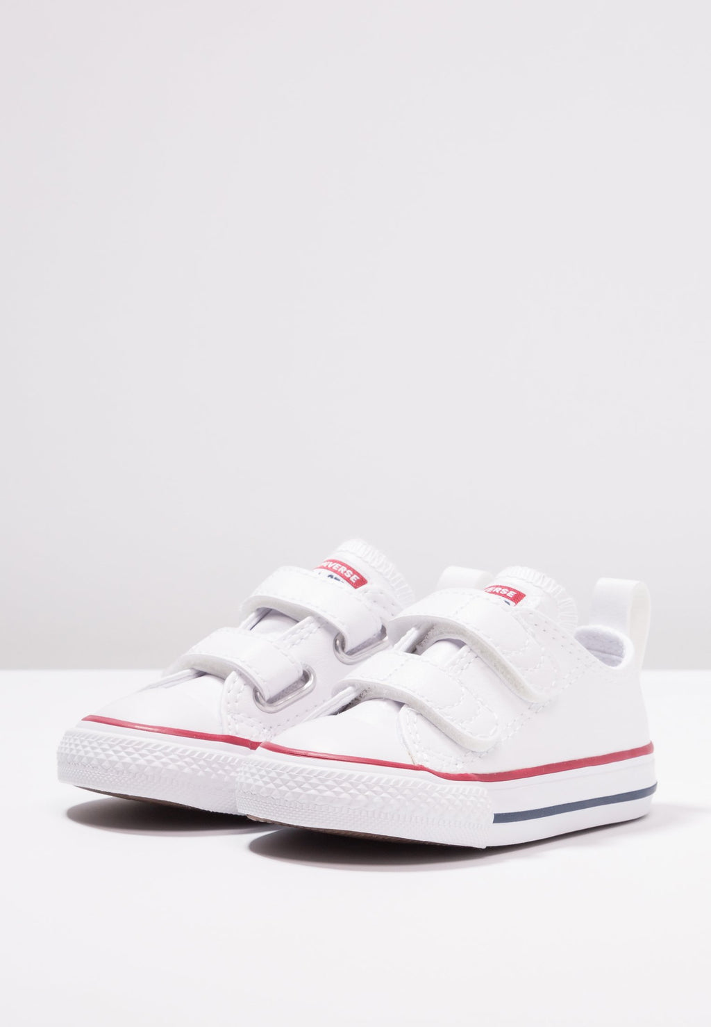 CHUCK TAYLOR ALL STAR 2V - Trainers - white