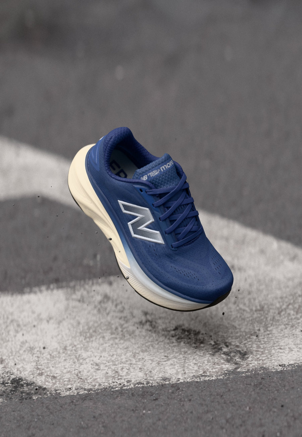 MORE V6 - Chaussures de course sur route - état de rêve