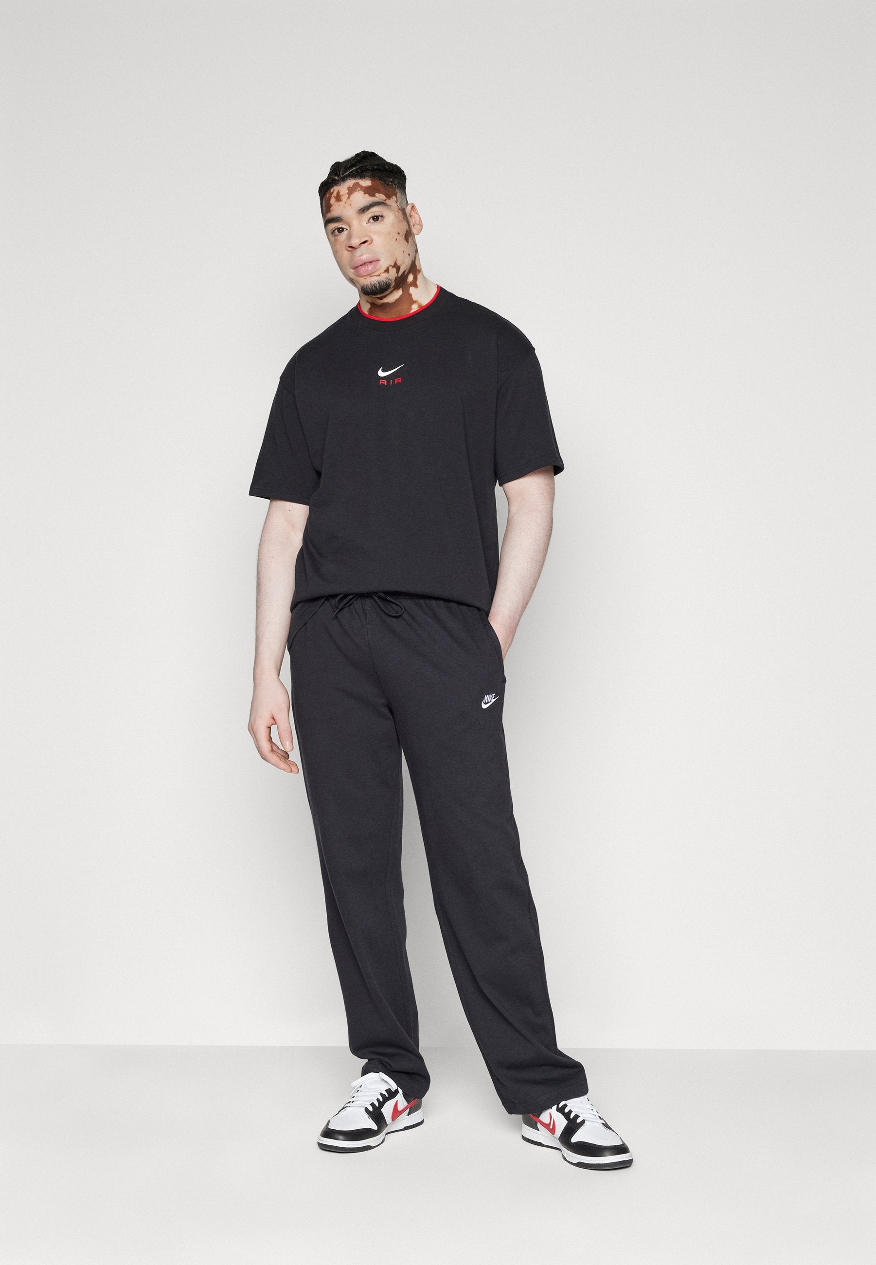 Tracksuit bottoms - black/(white)